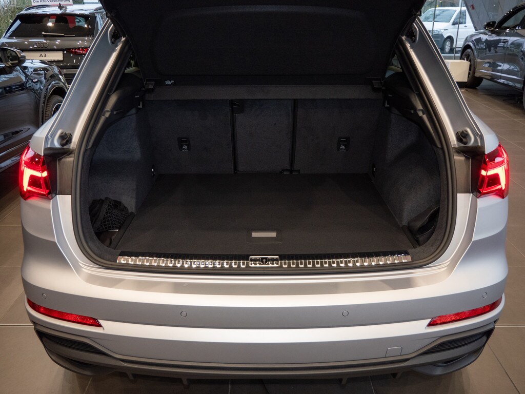 Image about Audi Q3 S line 40 TFSI quattro S tronic