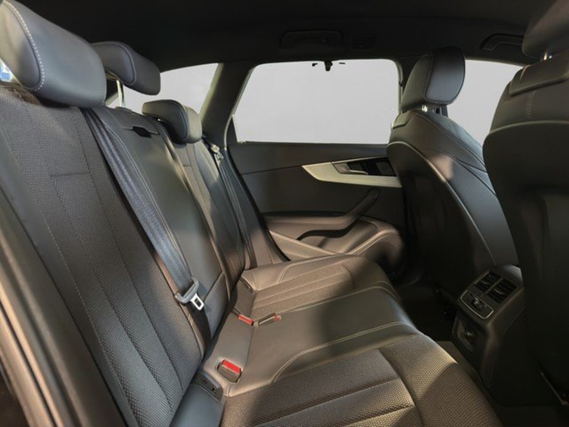 Audi A4 Avant Advanced