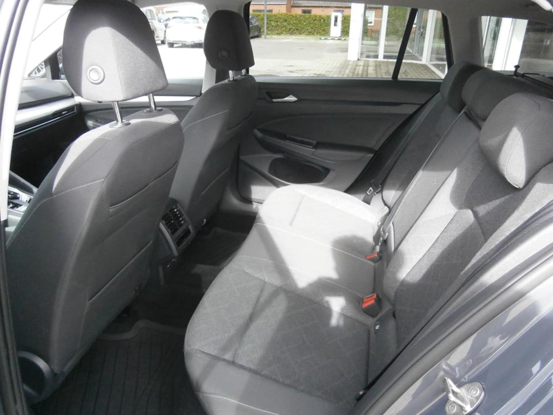 Volkswagen Golf Variant Life