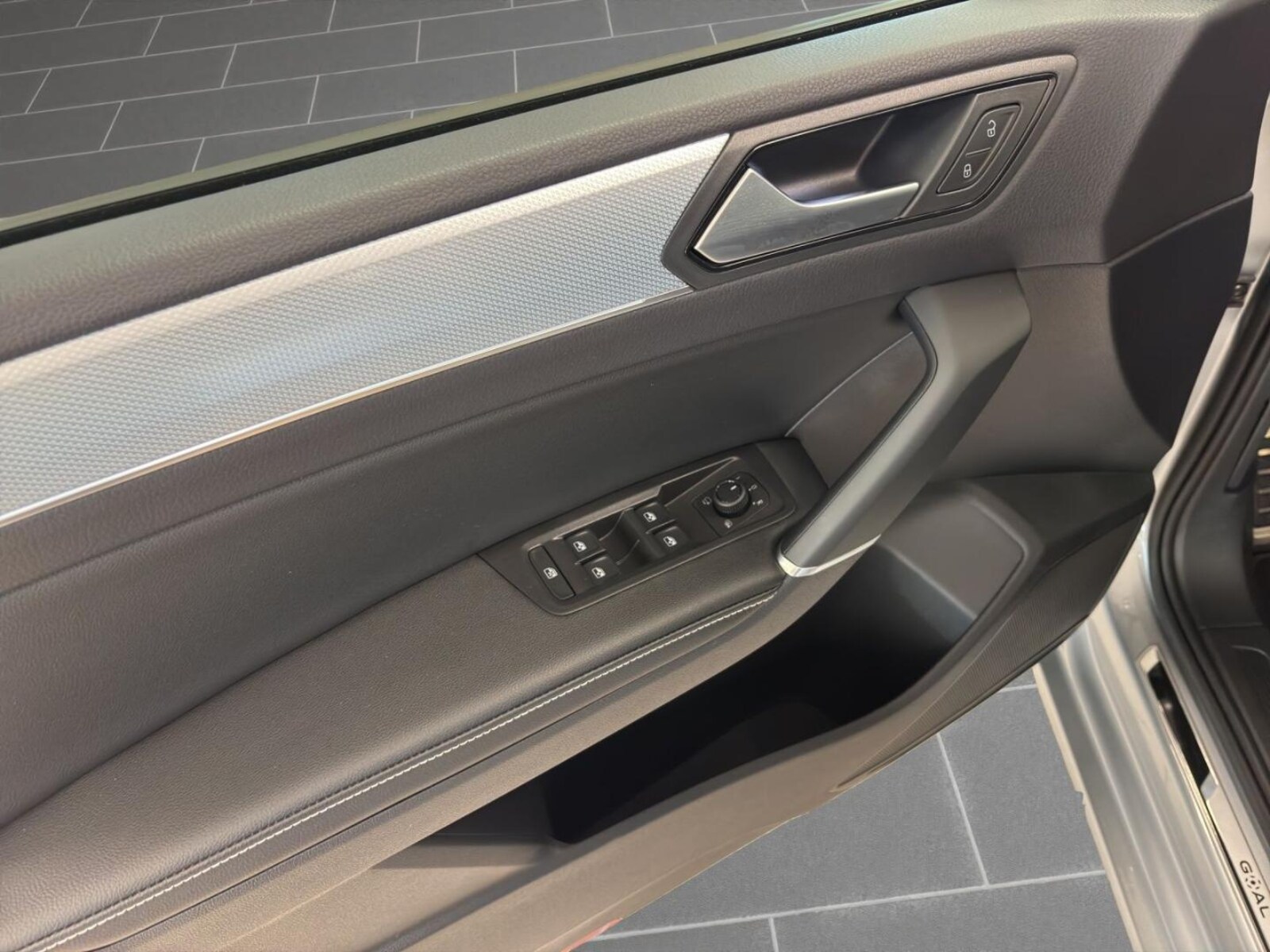 Volkswagen Touran – Bild 13