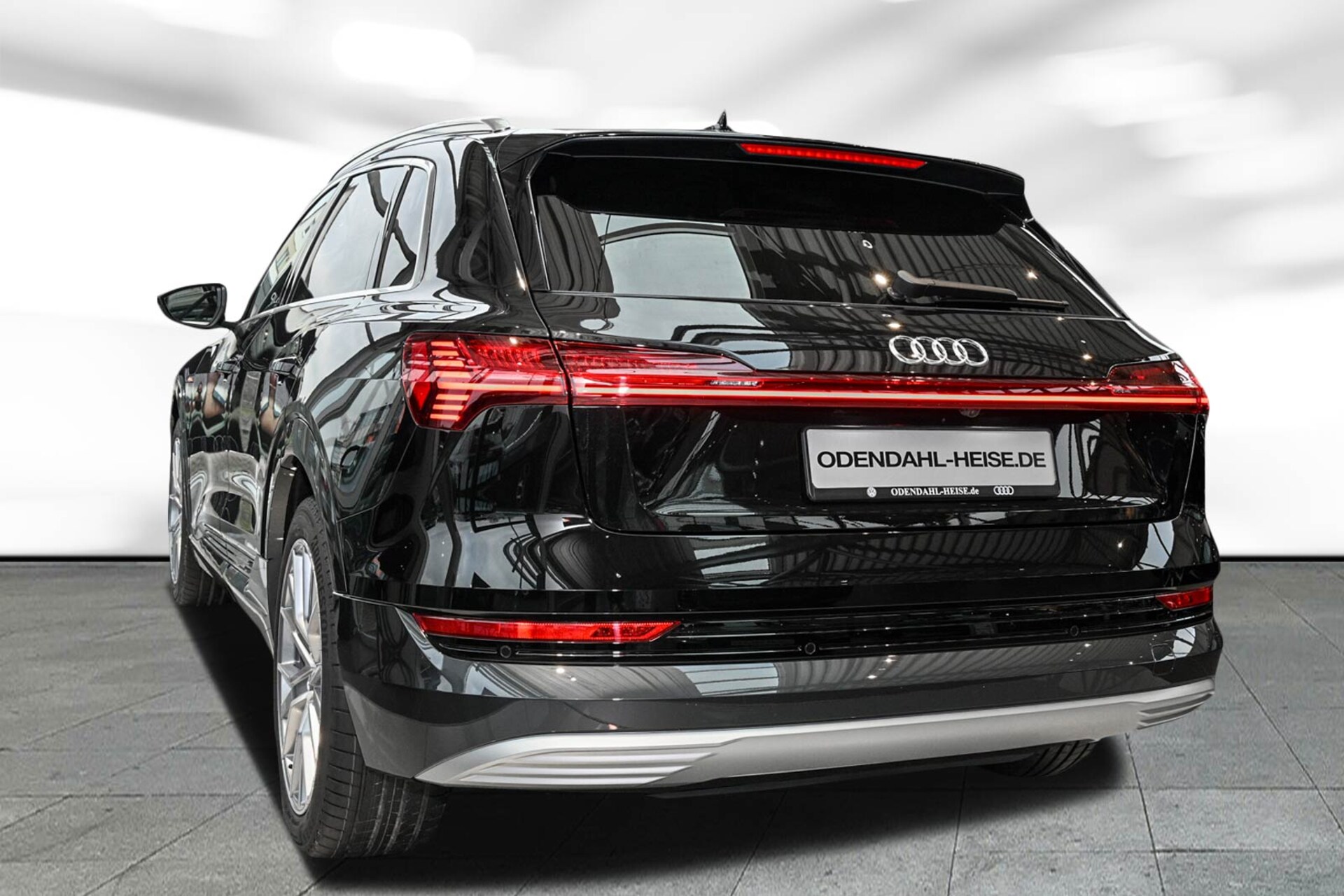 Audi e-tron advanced