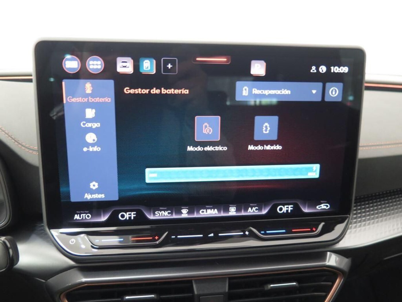 CUPRA Leon León 1.5 TSI e-Hybrid DSG 150 kW (204 CV) — photo 9