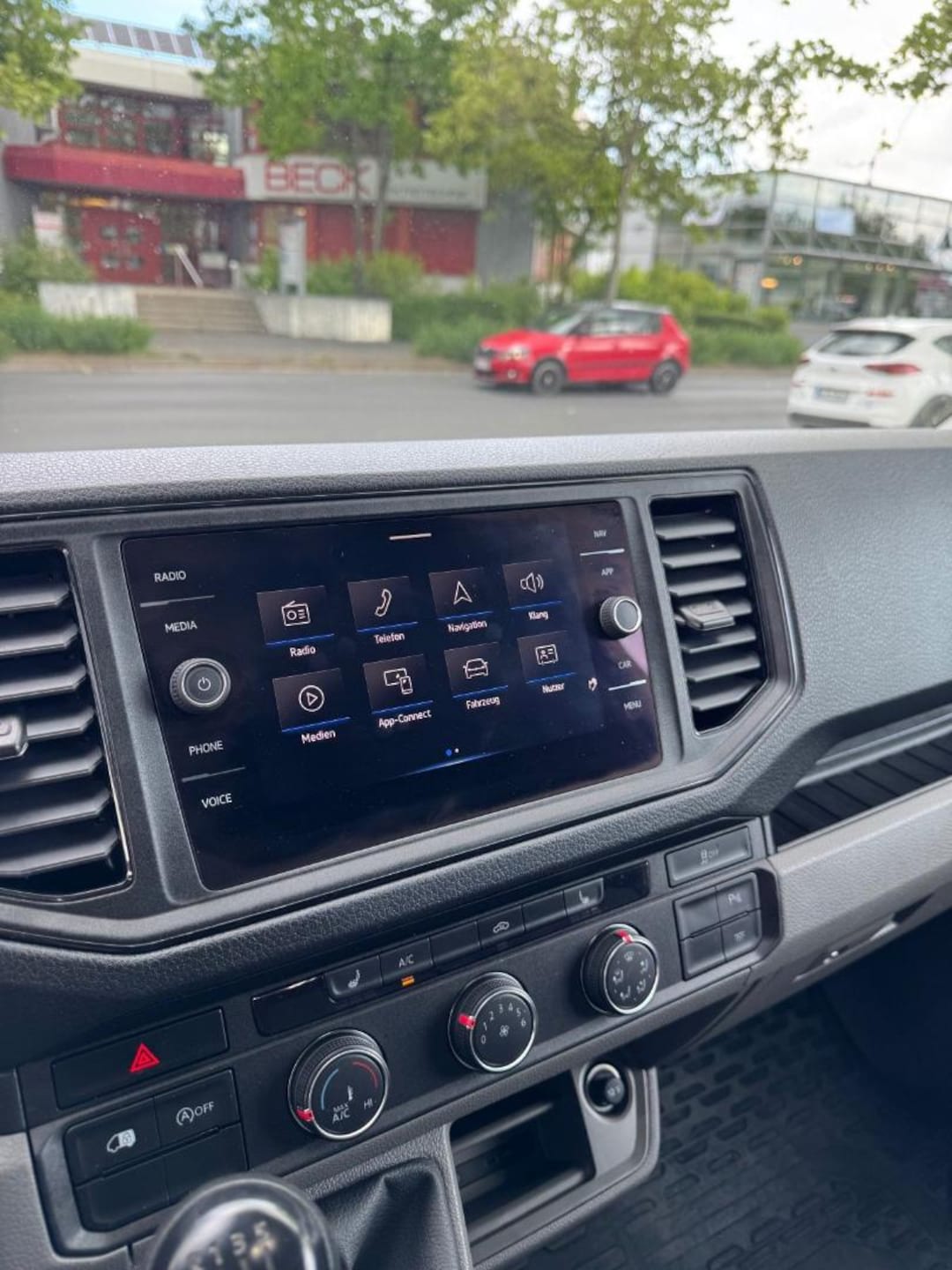 Volkswagen Crafter Kasten langer Radstand