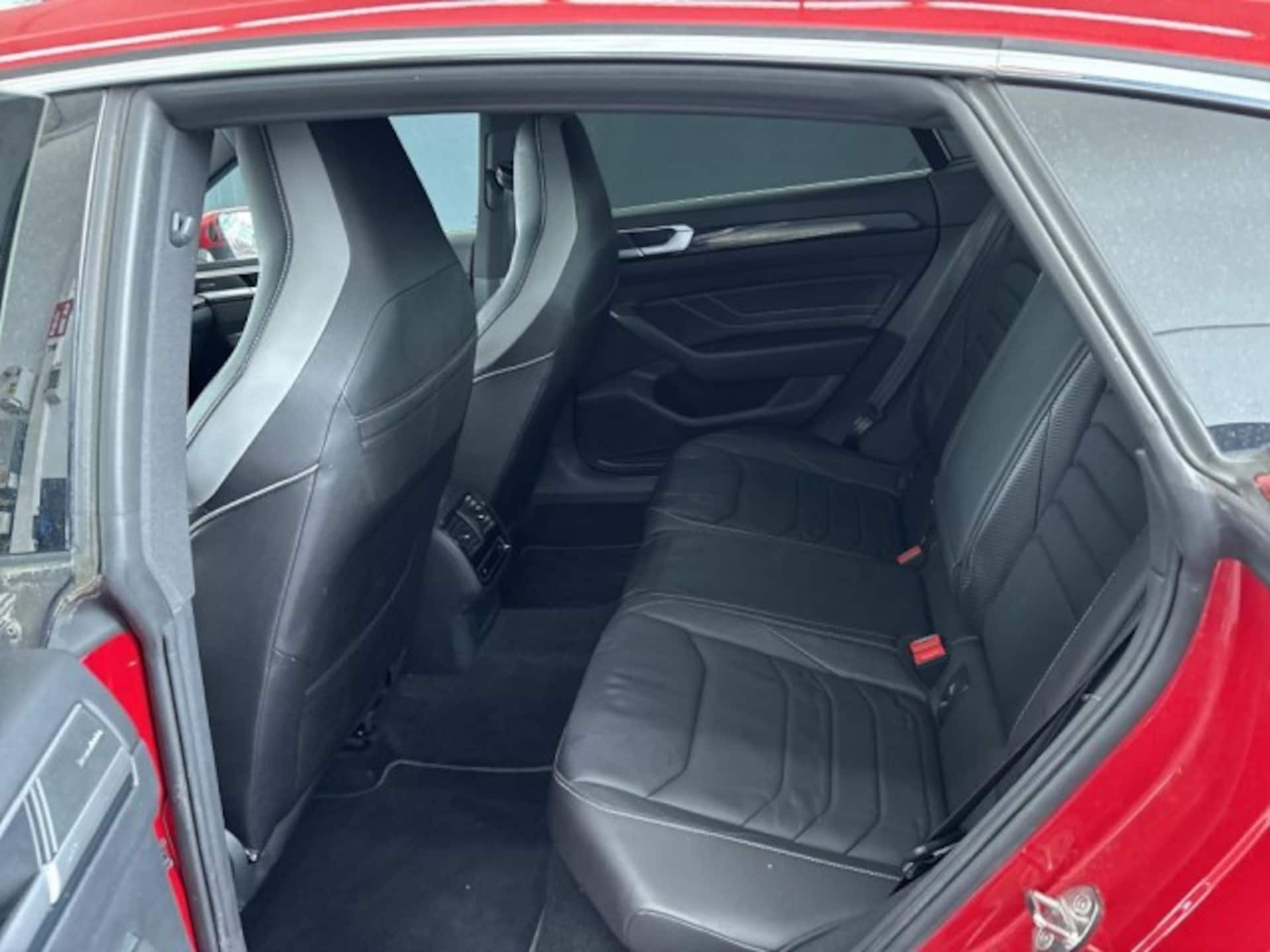 Volkswagen Arteon R-Line
