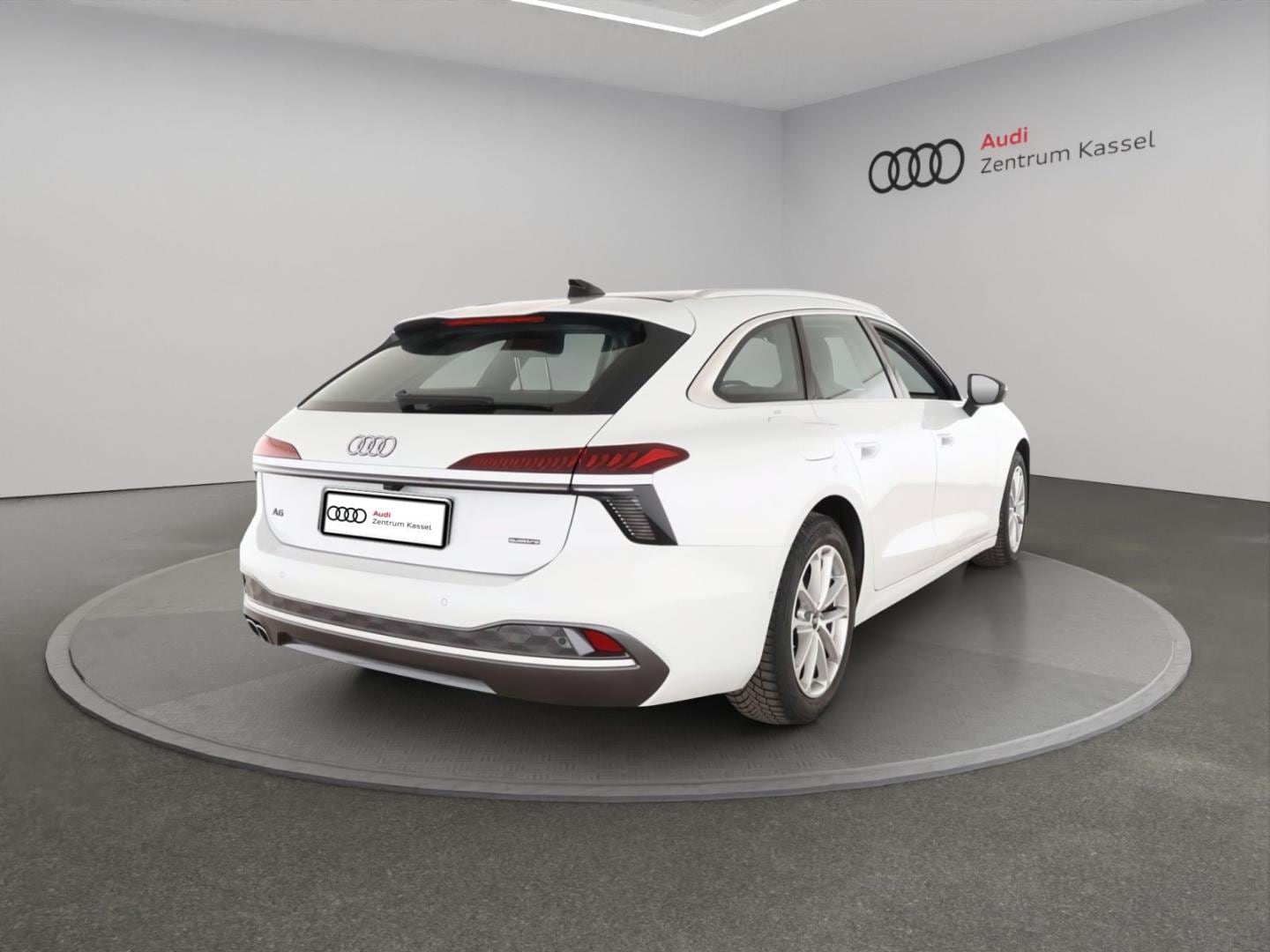 Bild über Audi A6 Avant TDI quattro 150 kW S tronic - für weitere Informationen kontaktieren Sie den Audi Partner