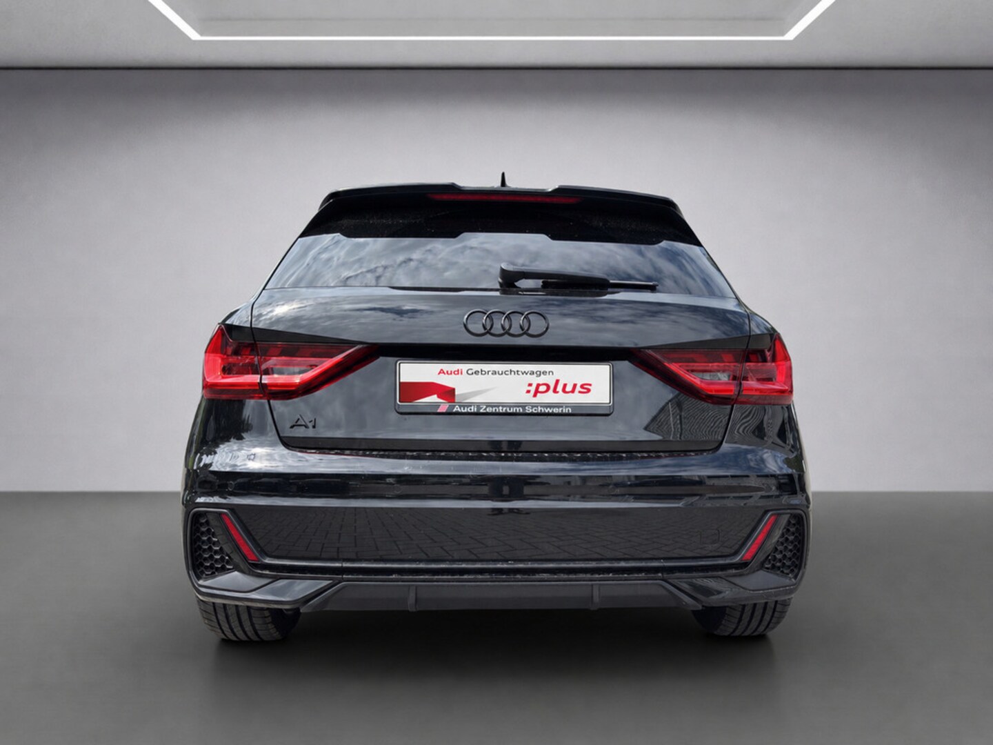 Bild über Audi A1 Sportback S line 35 TFSI S tronic - für weitere Informationen kontaktieren Sie den Audi Partner