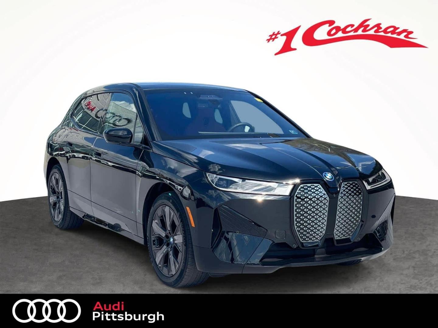 2025 BMW iX xDrive50's photo