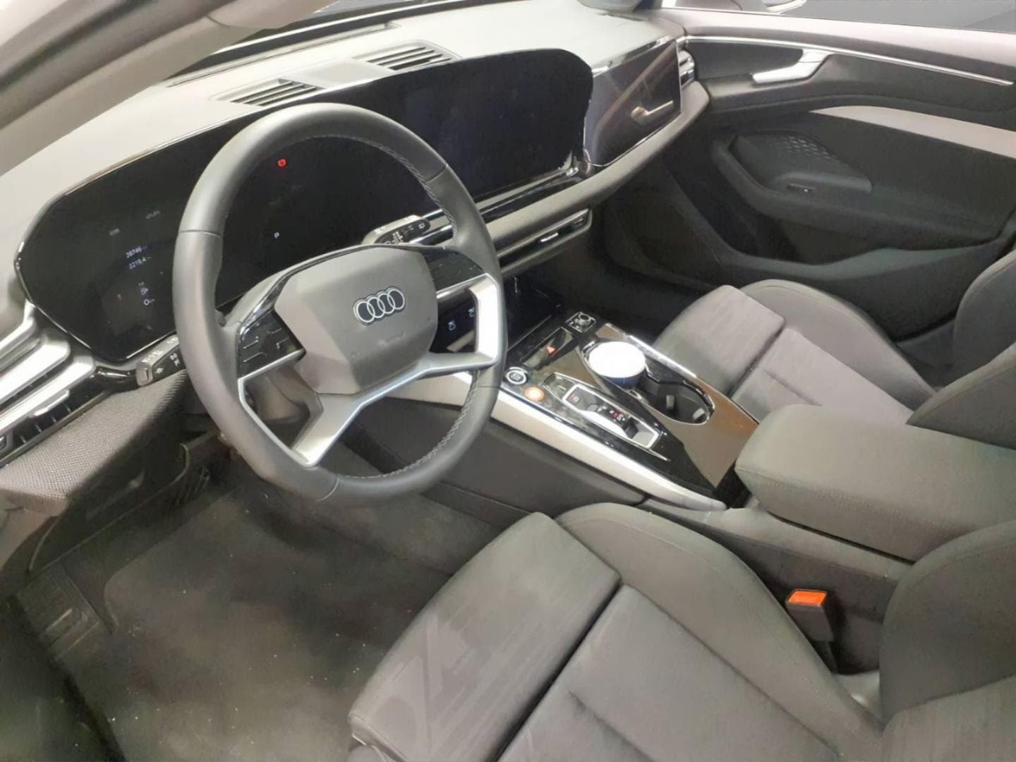 Bild über Audi A6 Avant TDI quattro 150 kW S tronic - für weitere Informationen kontaktieren Sie den Audi Partner