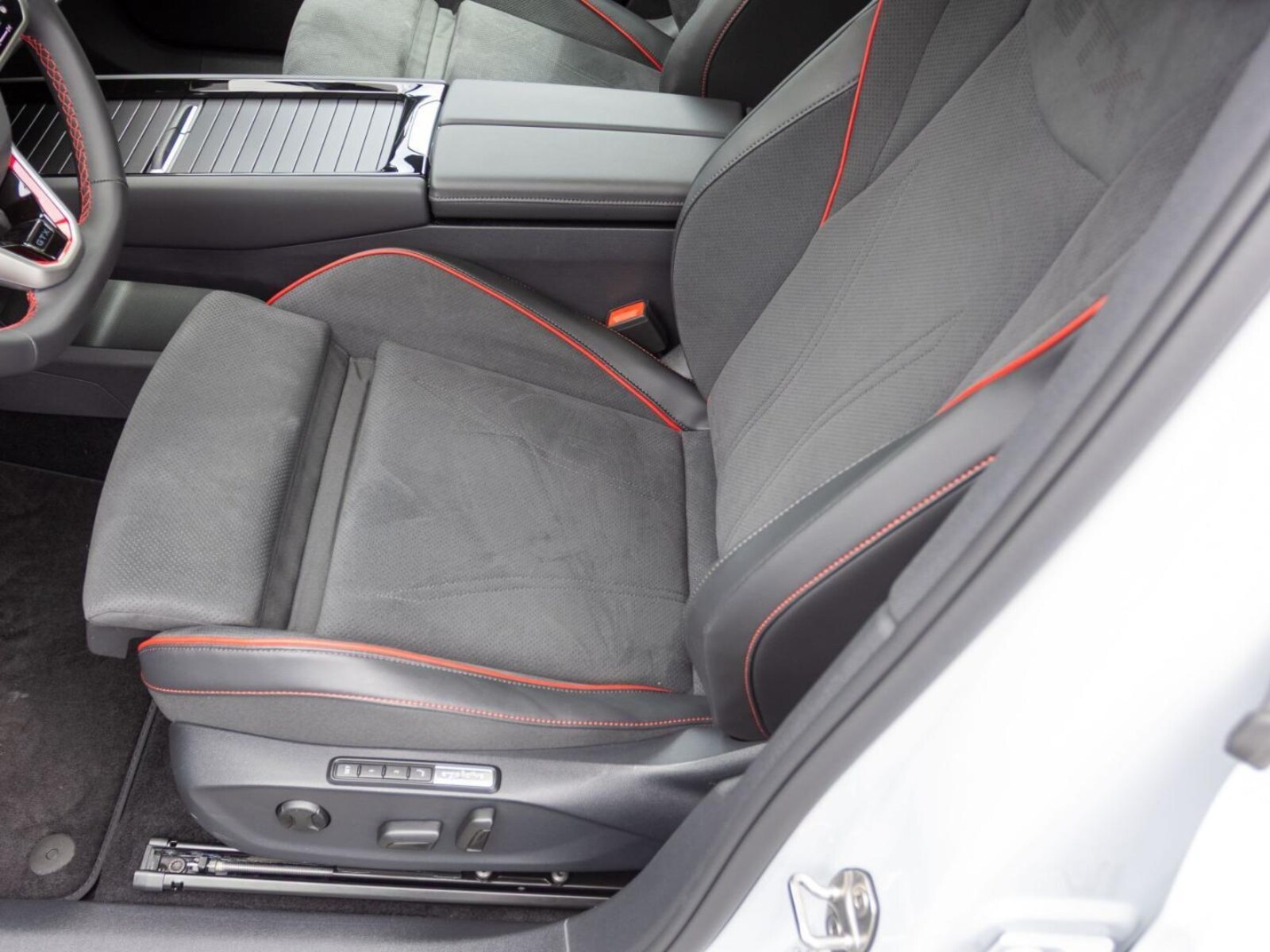 Volkswagen ID.7 Tourer – Bild 14