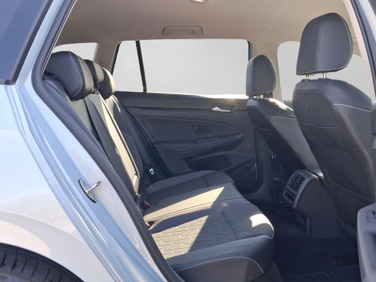 Volkswagen Golf Variant – Bild 16