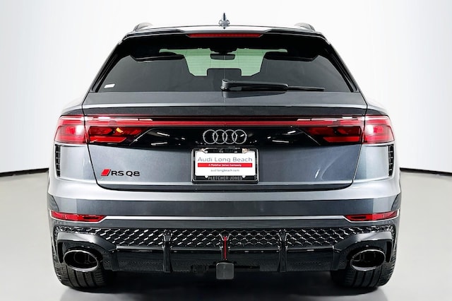2026 Audi RS Q8 SUV performance
