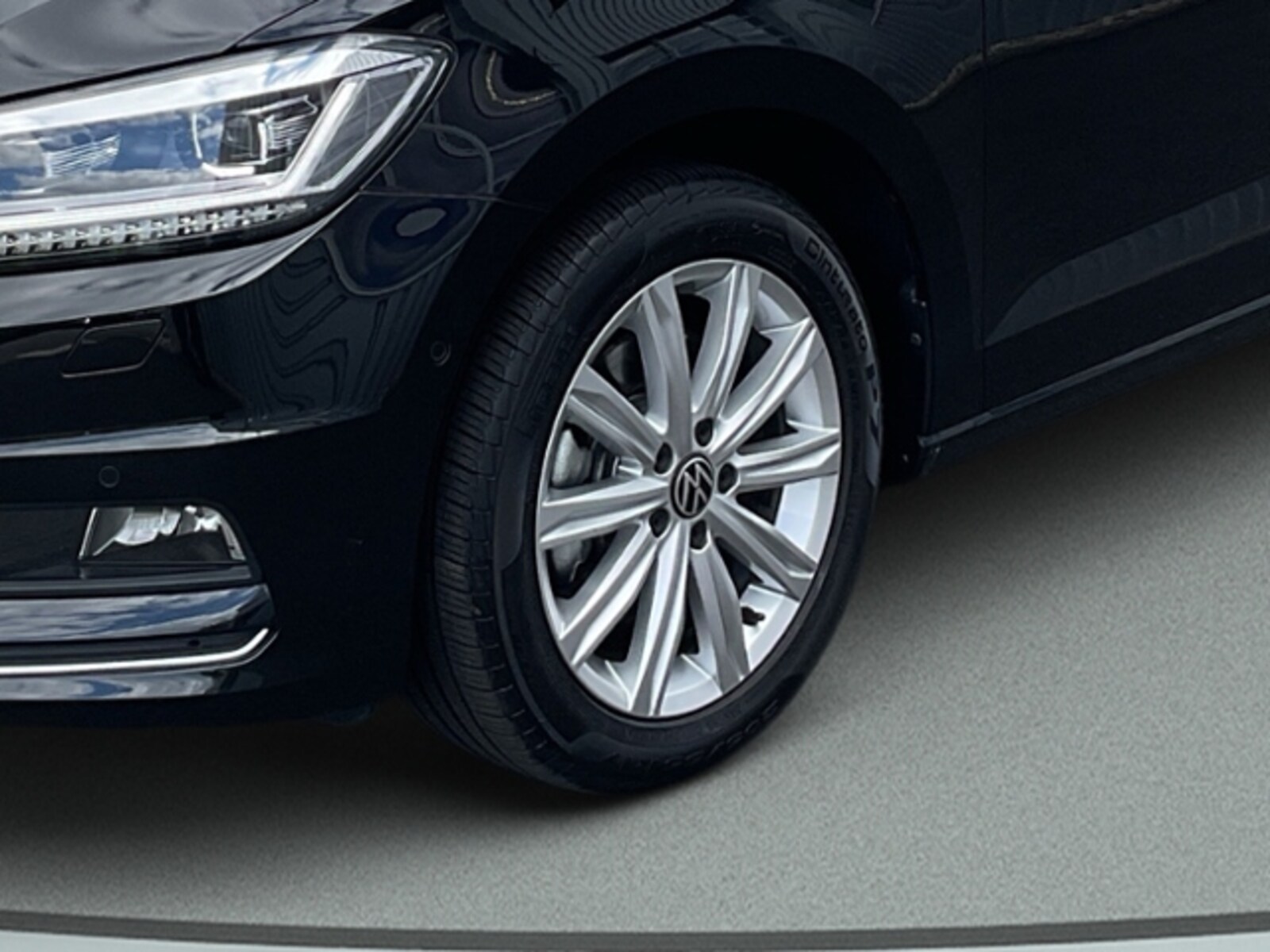 Volkswagen Touran – Bild 6