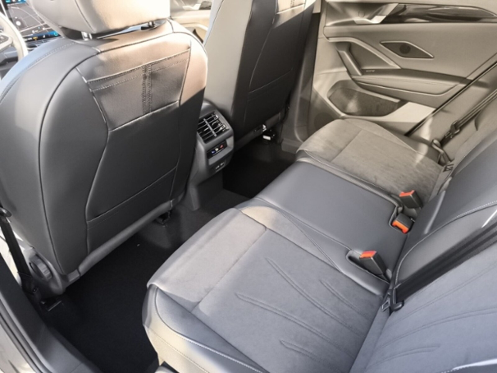 Volkswagen Tiguan – Bild 19