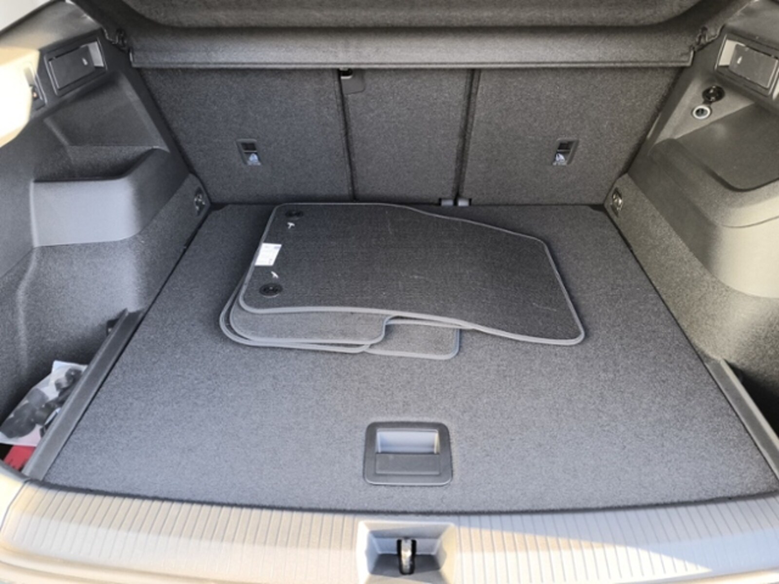 Volkswagen Tiguan – Bild 20