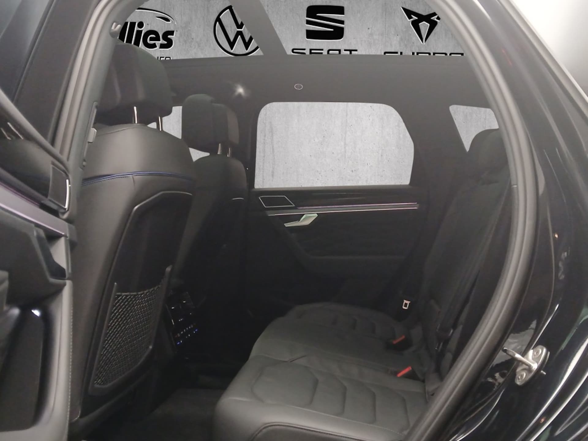 Volkswagen Touareg R