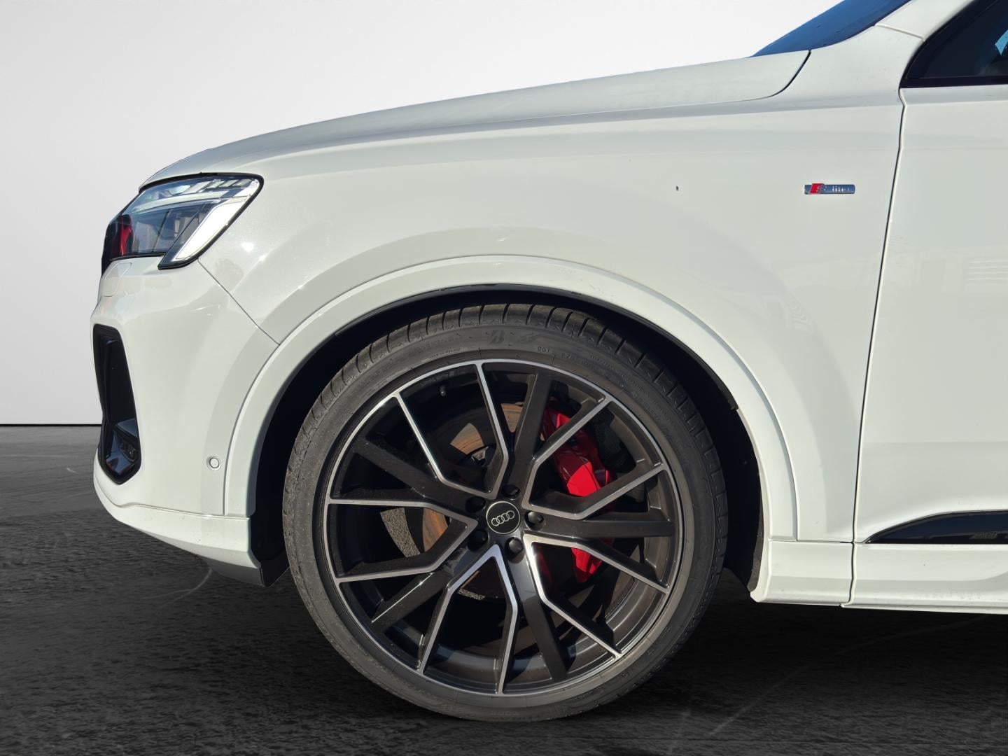 Bild über Audi Q7 SUV S line business TDI quattro 210 kW tiptronic - für weitere Informationen kontaktieren Sie den Audi Partner