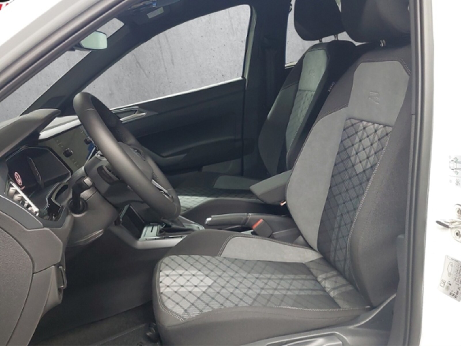 Volkswagen Polo – Bild 8