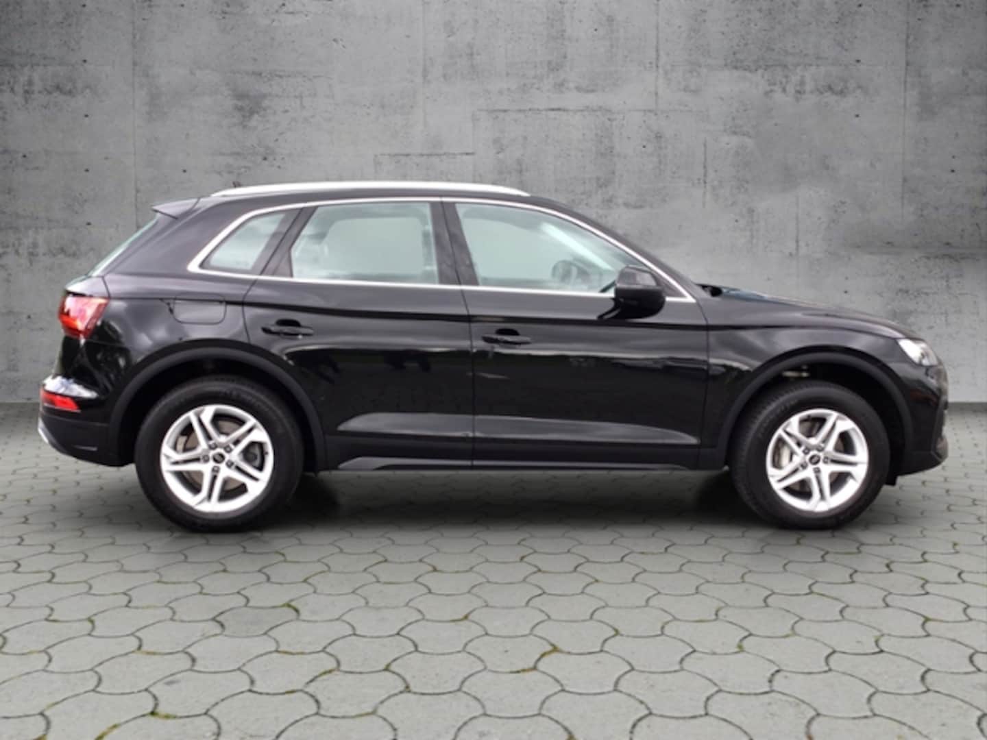Bild über Audi Q5 TFSI e 50 TFSI e quattro S tronic - für weitere Informationen kontaktieren Sie den Audi Partner