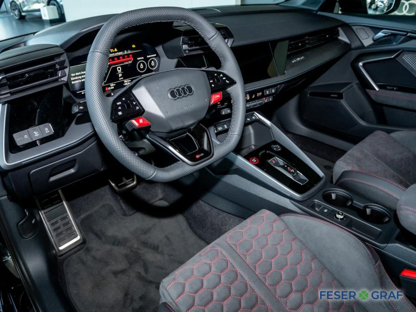 Bild über Audi RS 3 Limousine TFSI quattro 294 kW S tronic - für weitere Informationen kontaktieren Sie den Audi Partner