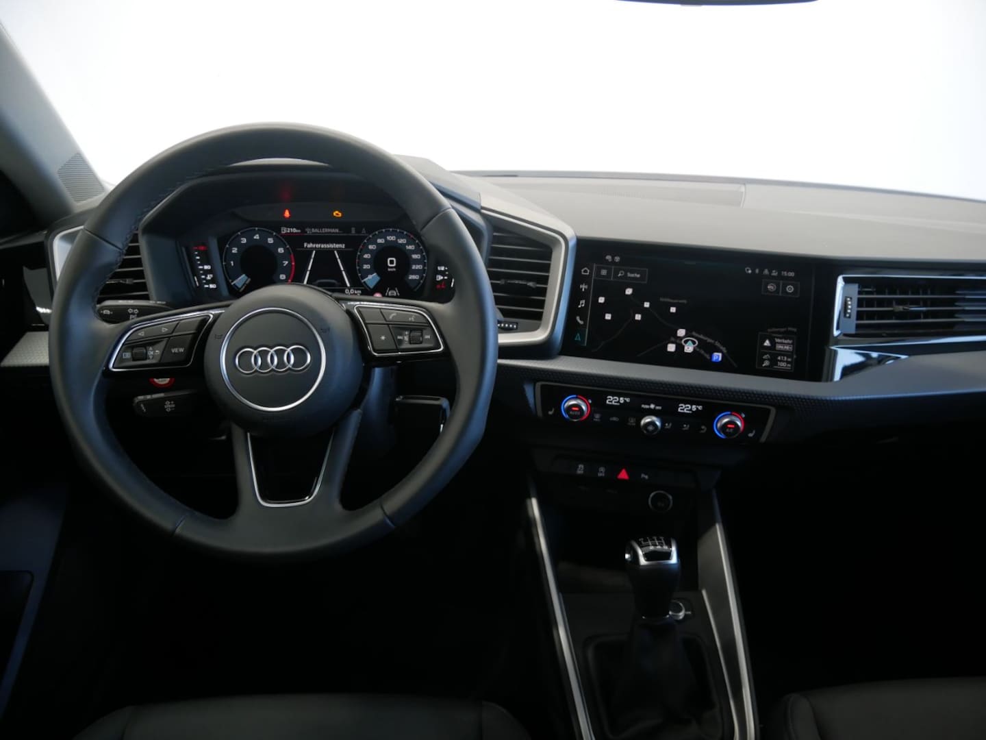Bild über Audi A1 allstreet 30 TFSI Schaltgetriebe - für weitere Informationen kontaktieren Sie den Audi Partner