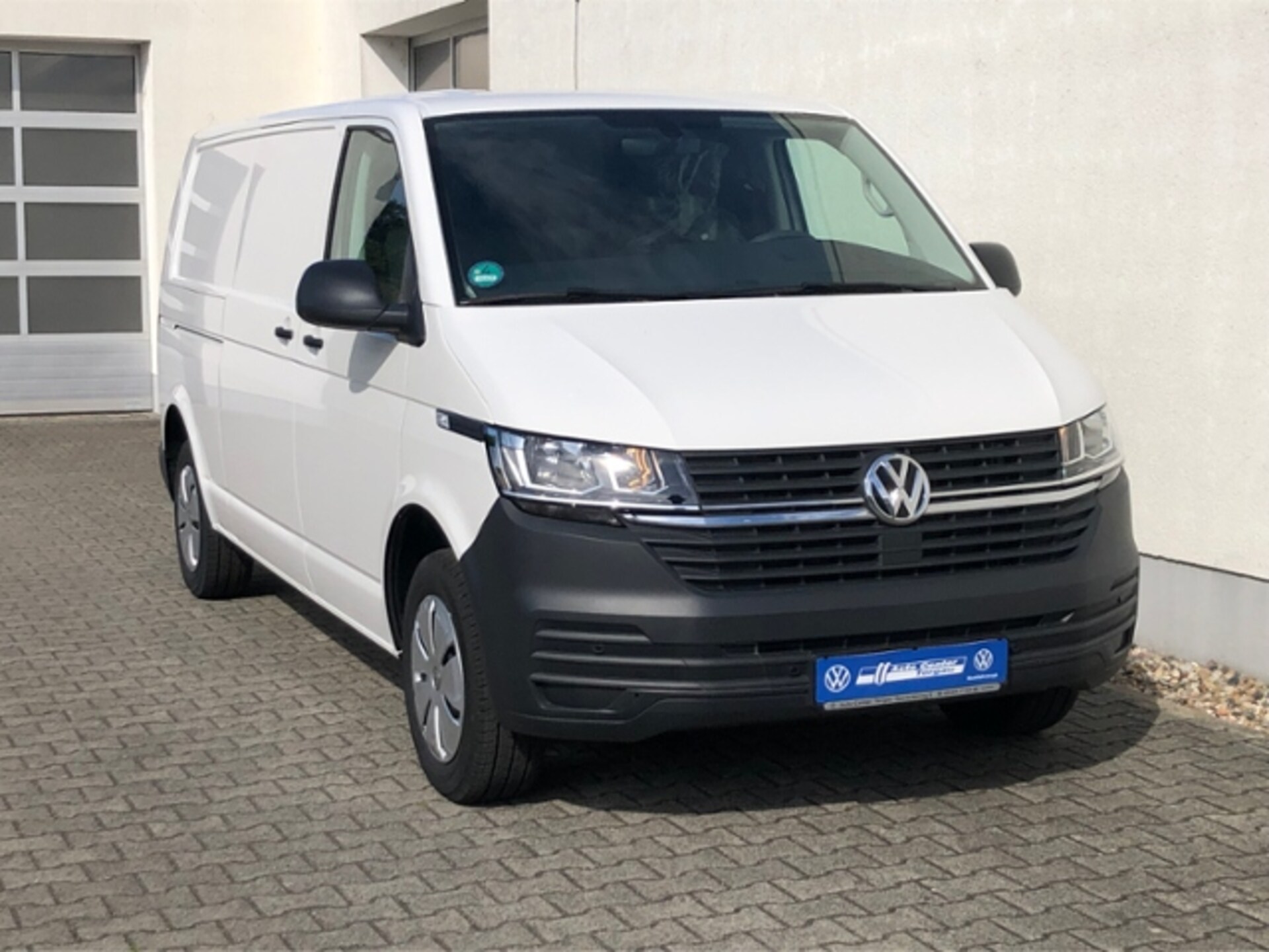 Volkswagen T6.1 Transporter Kasten langer Radstand
