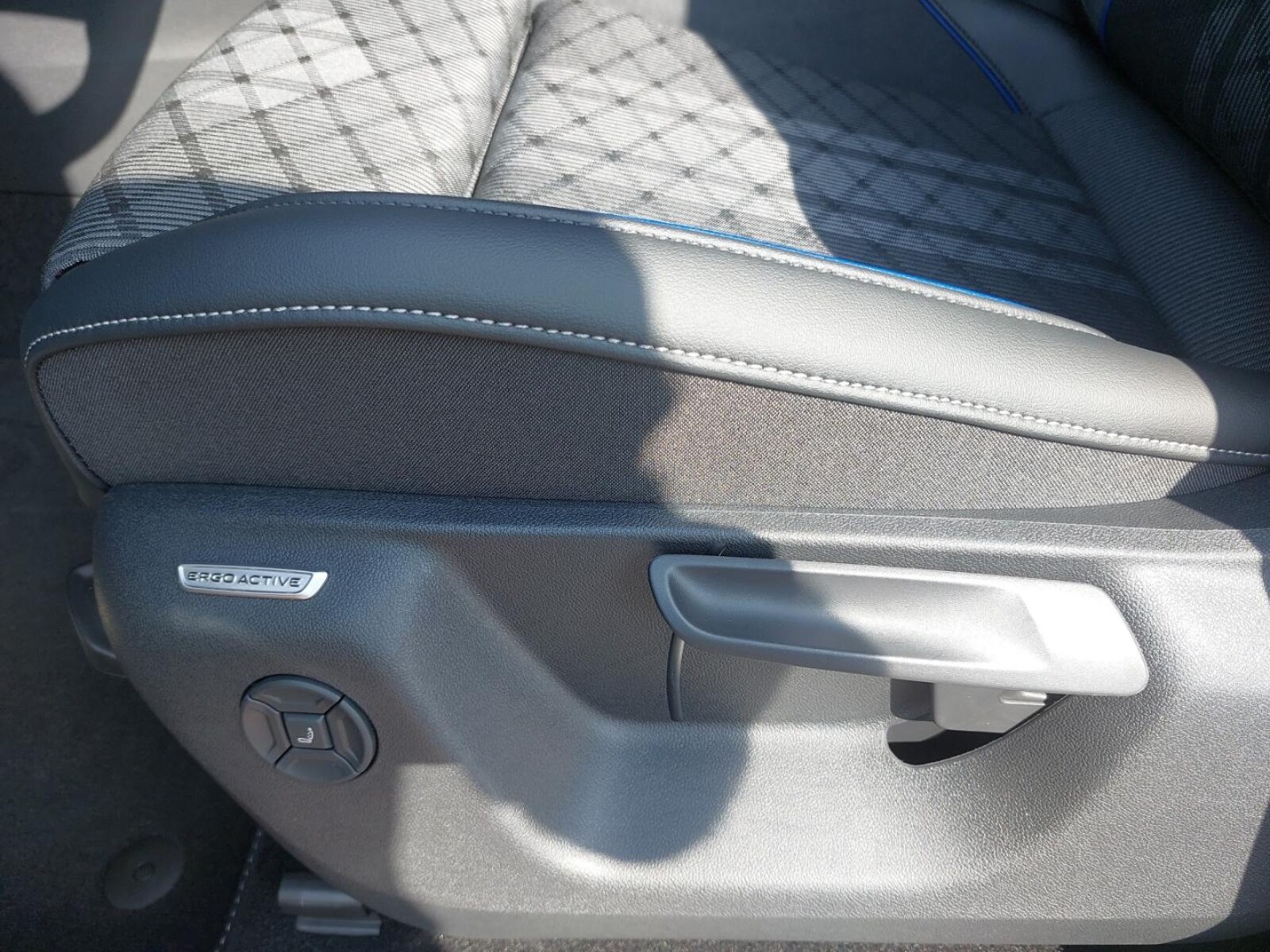 Volkswagen Tiguan – Bild 14