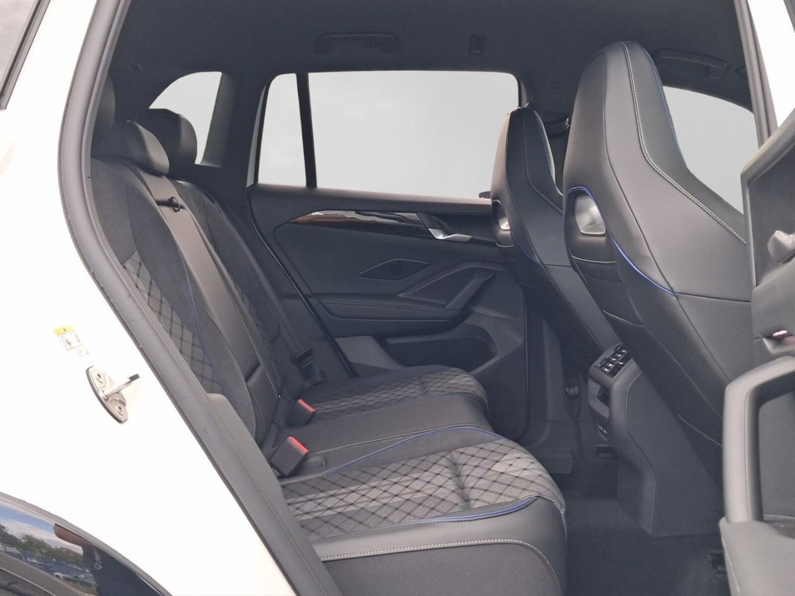 Volkswagen Tiguan – Bild 5