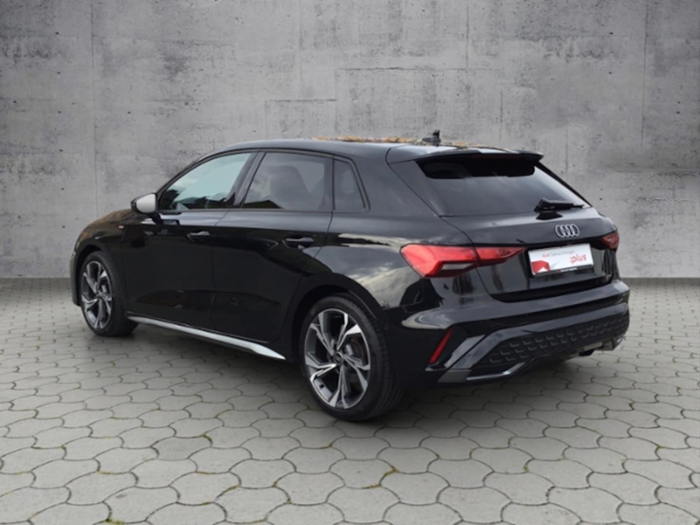 Bild über Audi A3 Sportback S line 35 TDI S tronic - für weitere Informationen kontaktieren Sie den Audi Partner