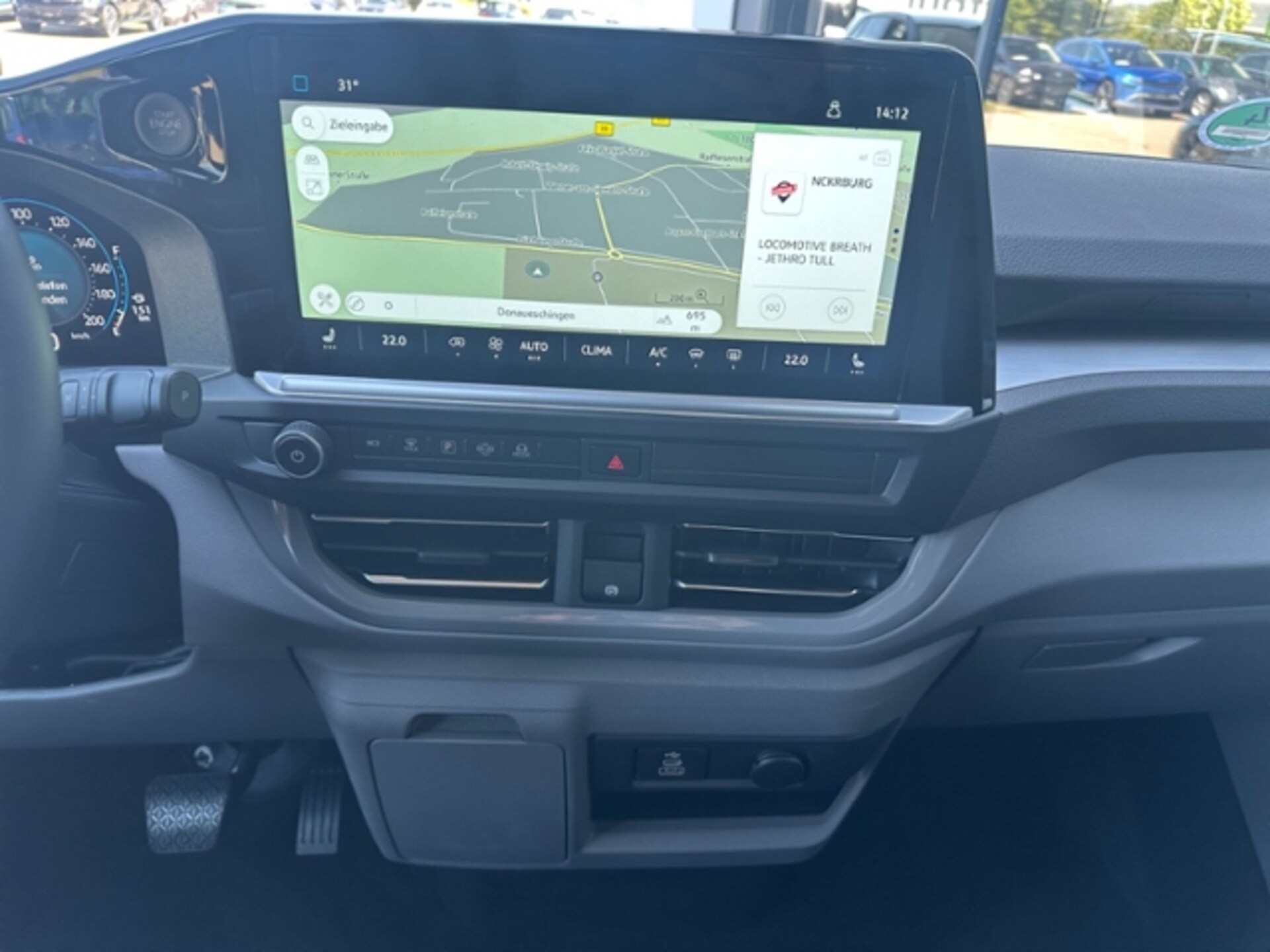 Volkswagen Caravelle Life