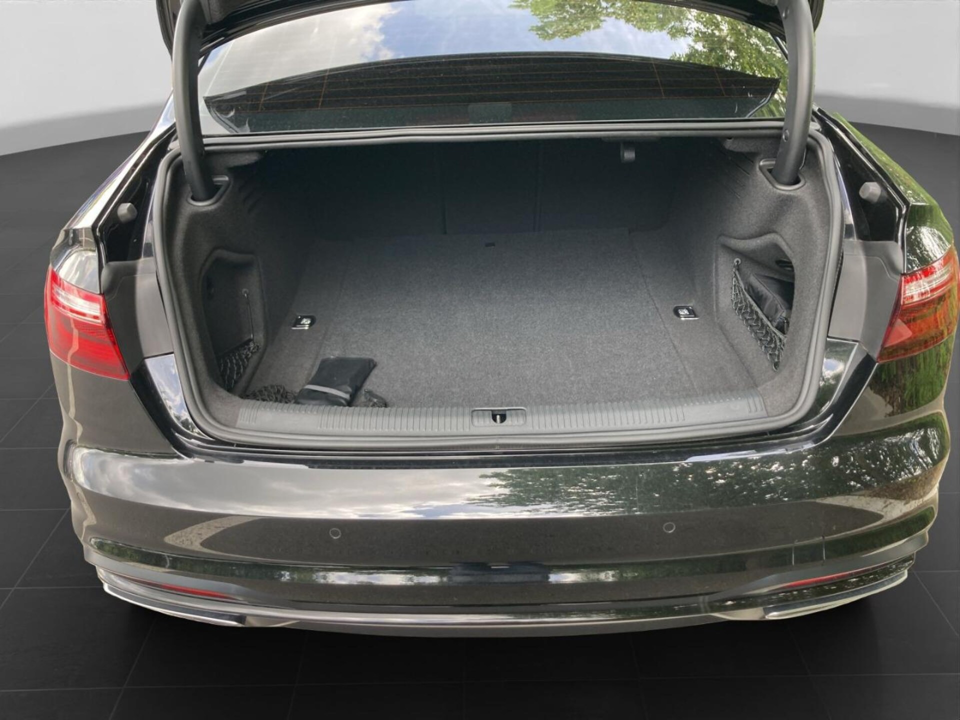 Audi A4 Limousine Advanced
