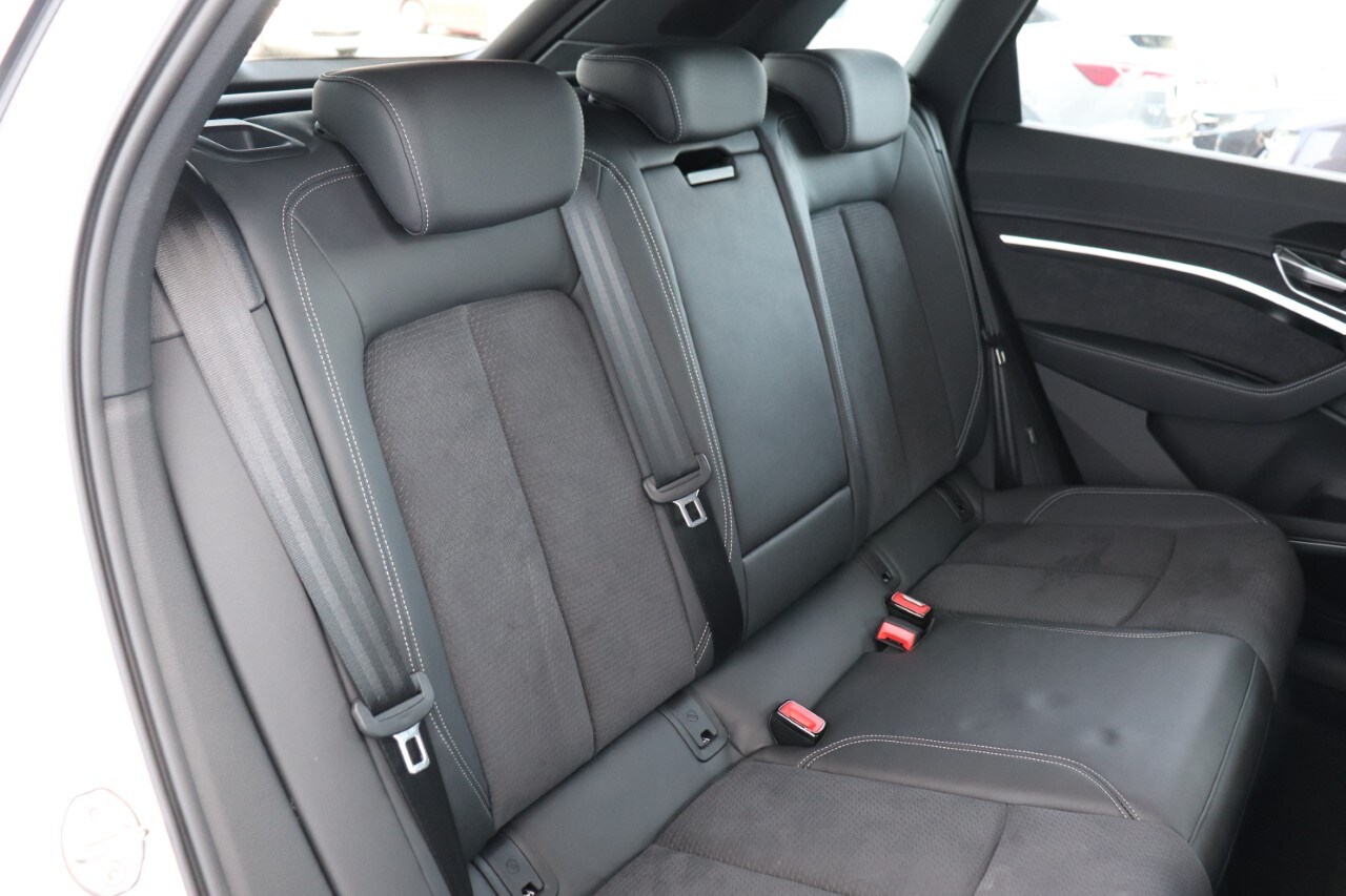 Image about Audi Q8 e-tron 55 e-tron S line