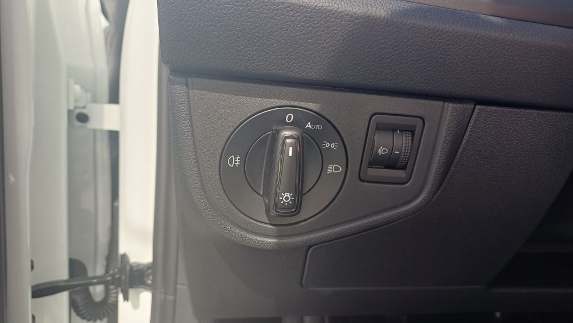 Volkswagen Polo Basis-Modell