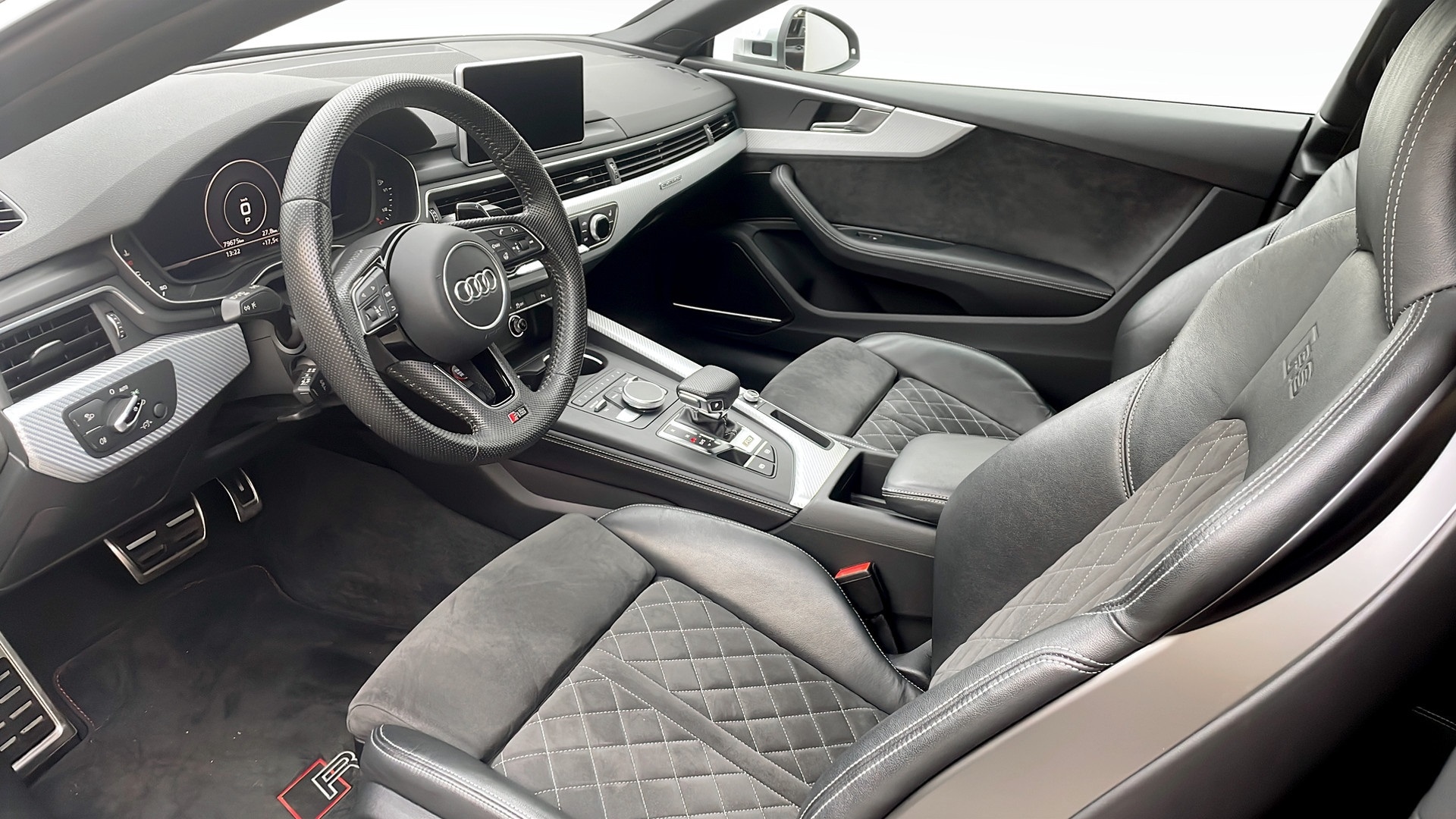 Bild som visar Audi RS 5 Coupé RS 5 Coupé 2.9 TFSI quattro 450 hk tiptronic - för mer information kontakta din Audi Partner