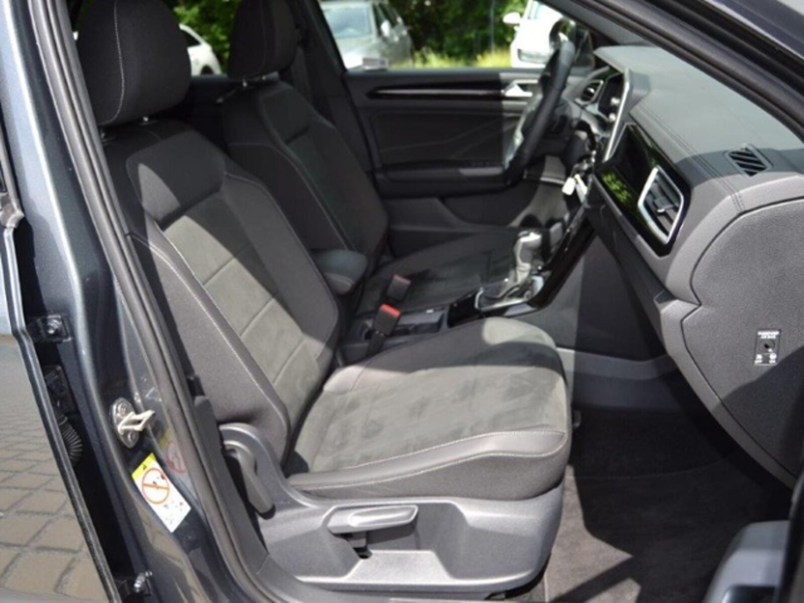 Volkswagen T-Roc – Bild 4