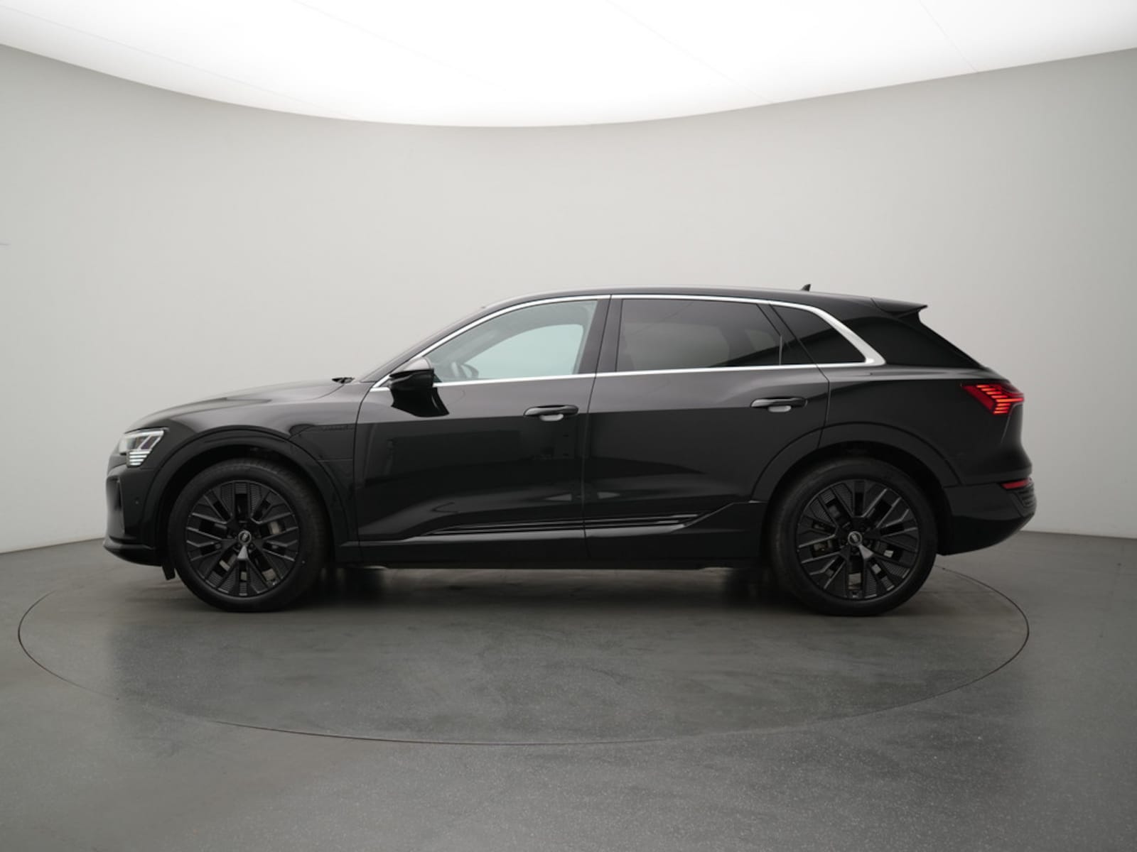 Audi Q8 e-tron – Bild 21