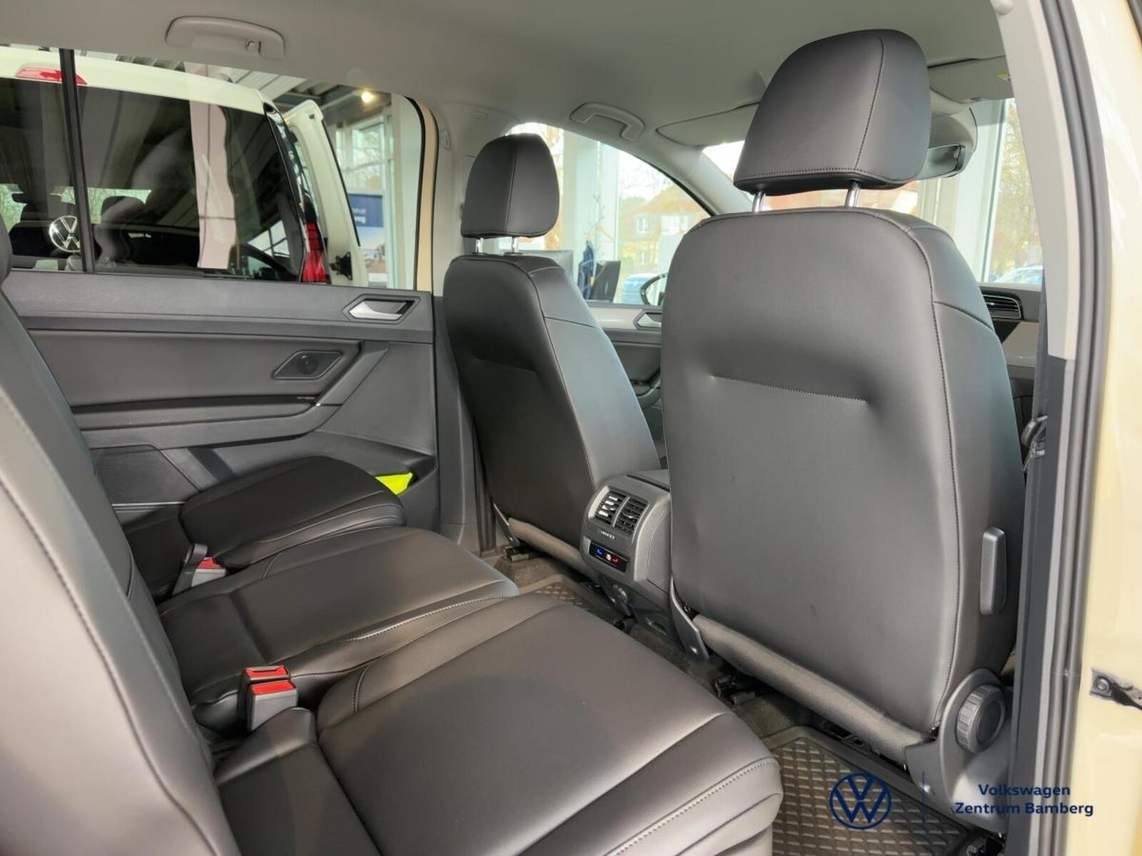 Volkswagen Touran – Bild 11