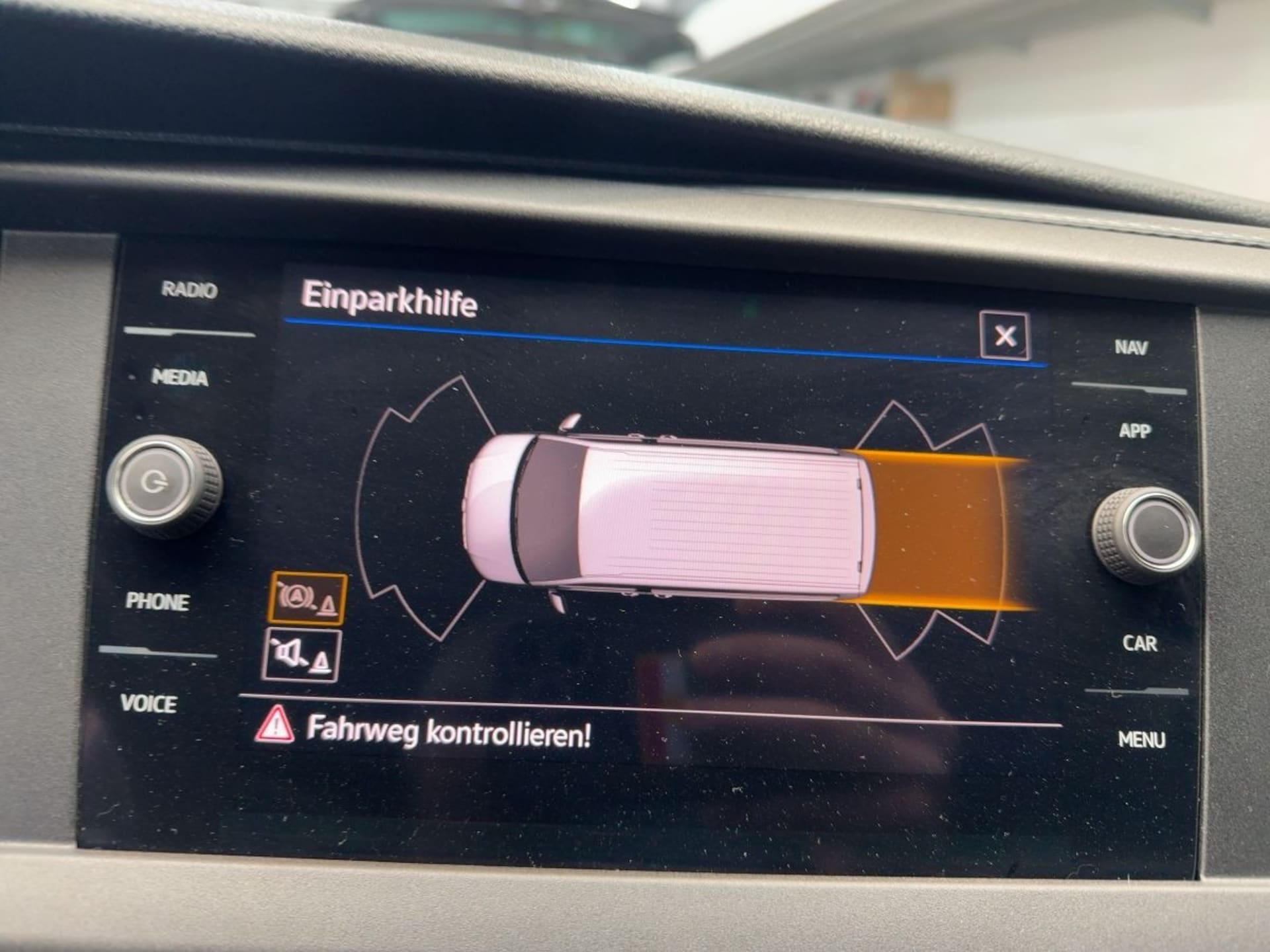 Volkswagen T6.1 Transporter Kombi langer Radstand