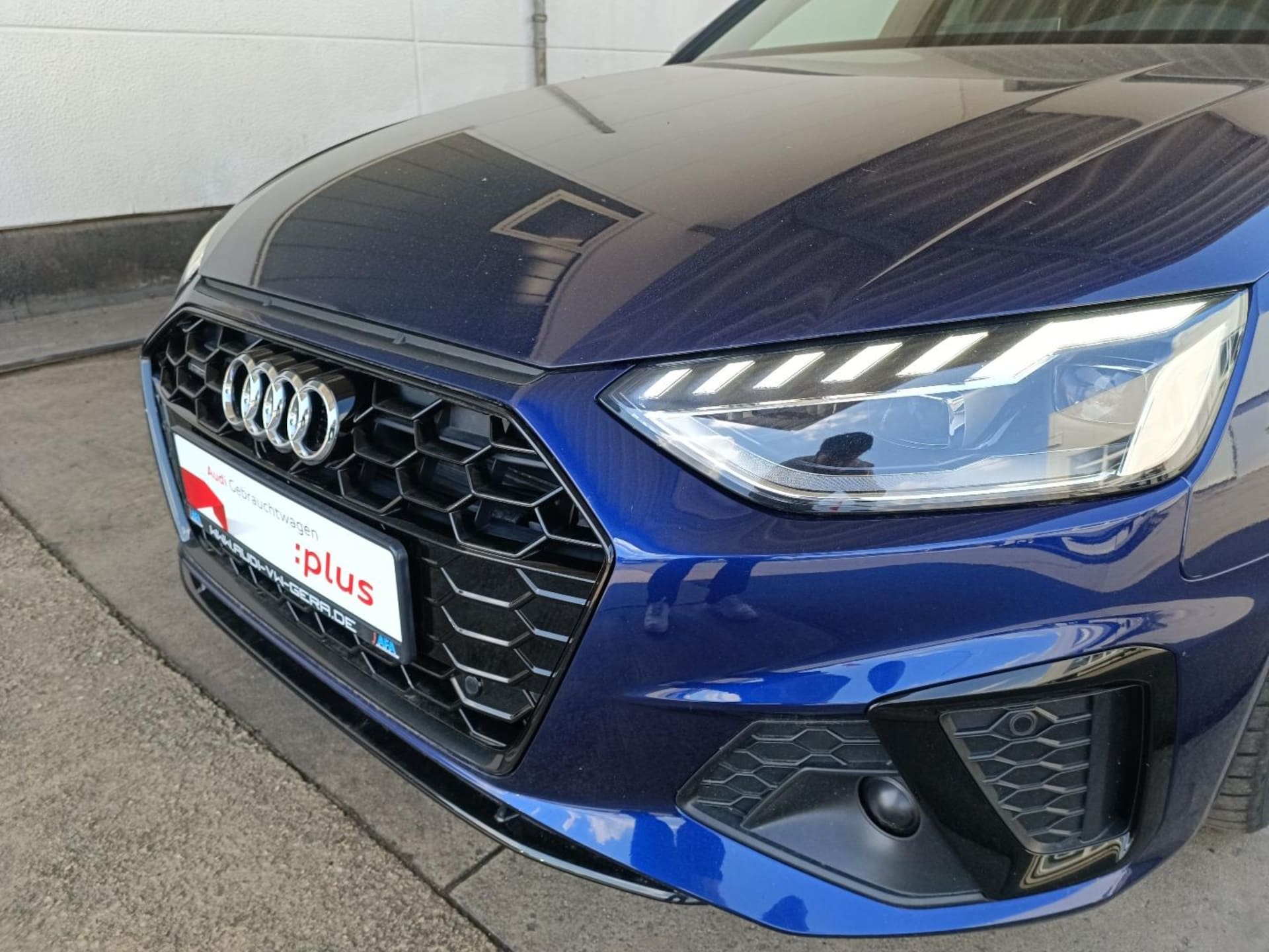 Audi A4 Avant S line