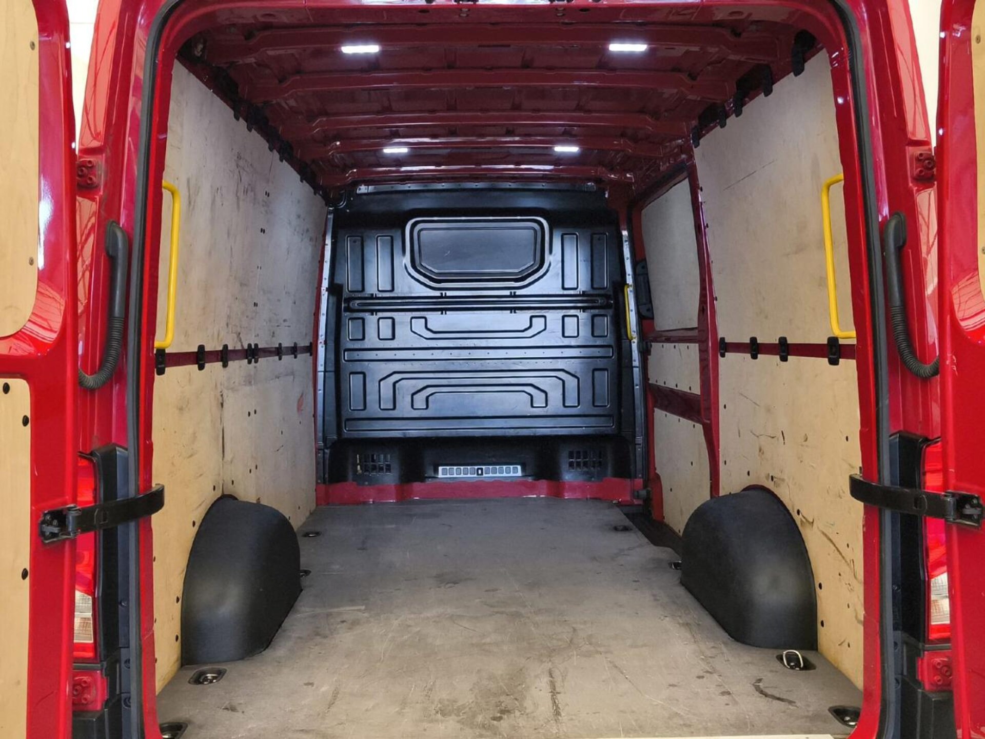 Volkswagen Crafter Kasten mittlerer Radstand