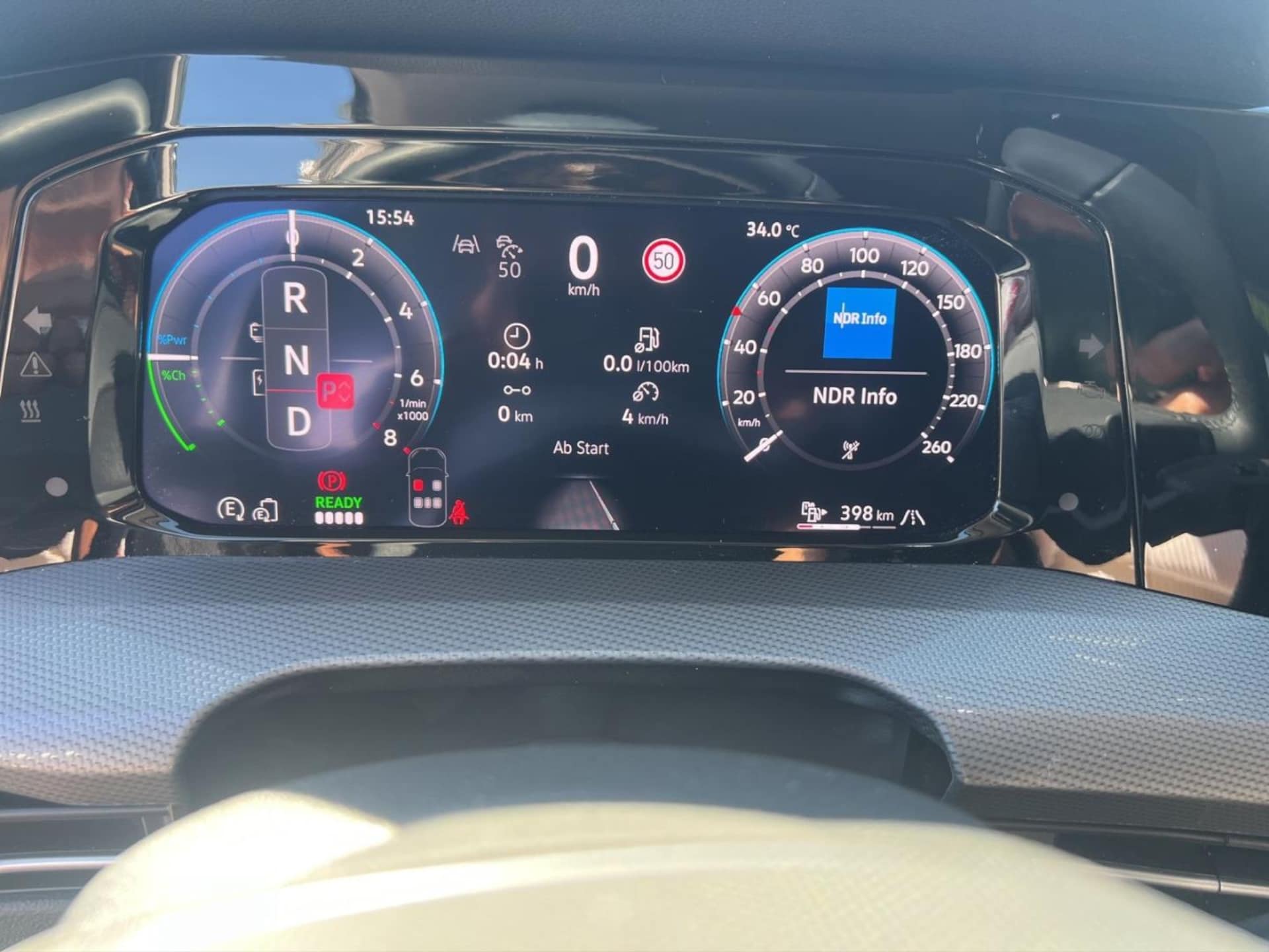 Volkswagen Golf Style