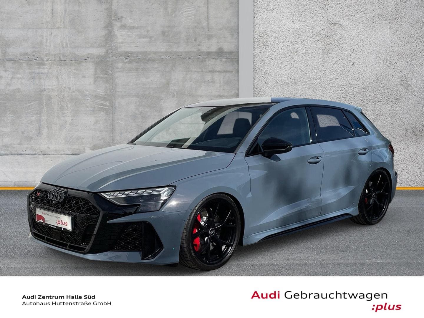 Bild über Audi RS 3 Sportback TFSI quattro S tronic - für weitere Informationen kontaktieren Sie den Audi Partner