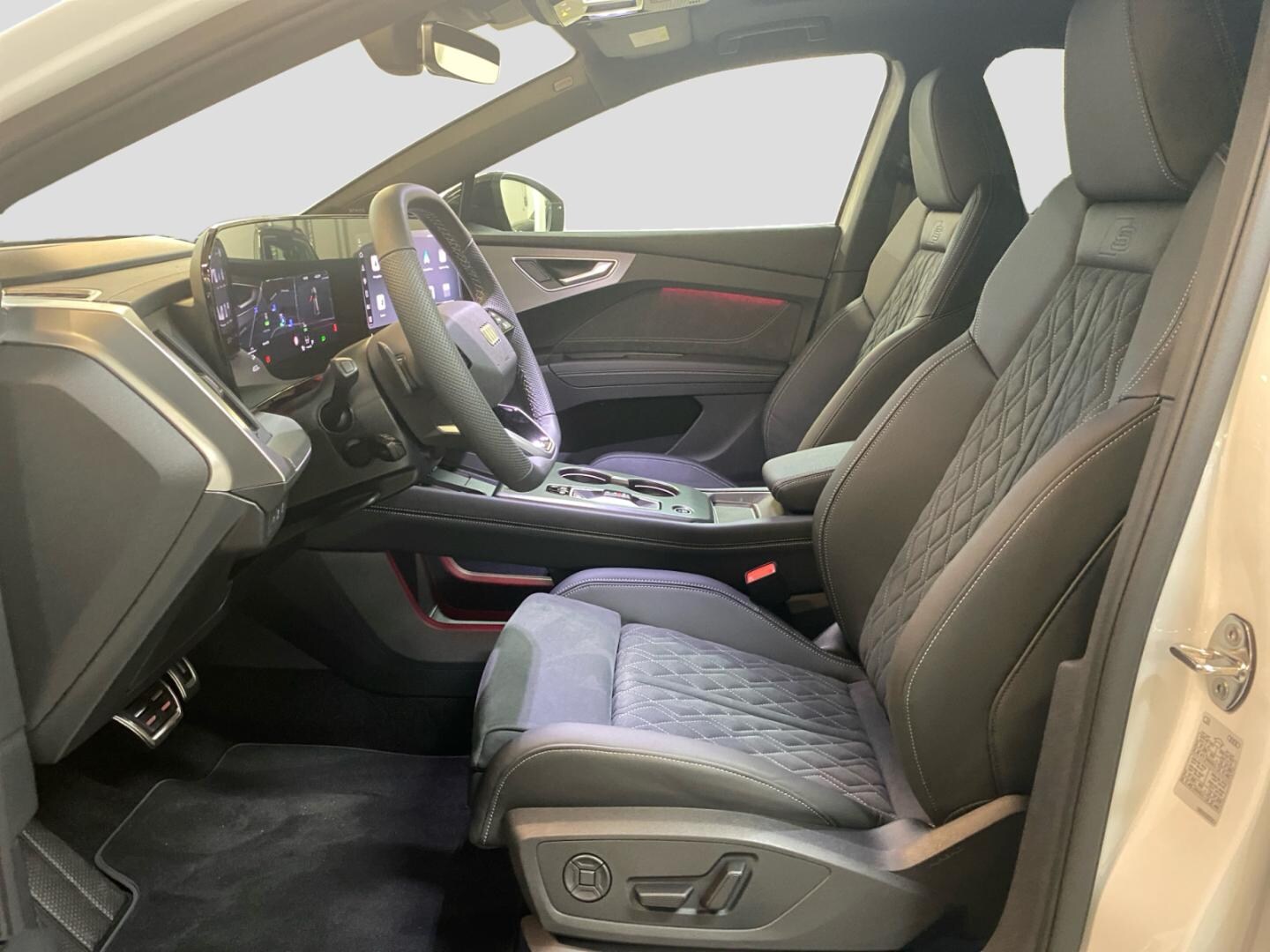 Bild über Audi Q4 Sportback e-tron e-tron quattro 220 kW - für weitere Informationen kontaktieren Sie den Audi Partner