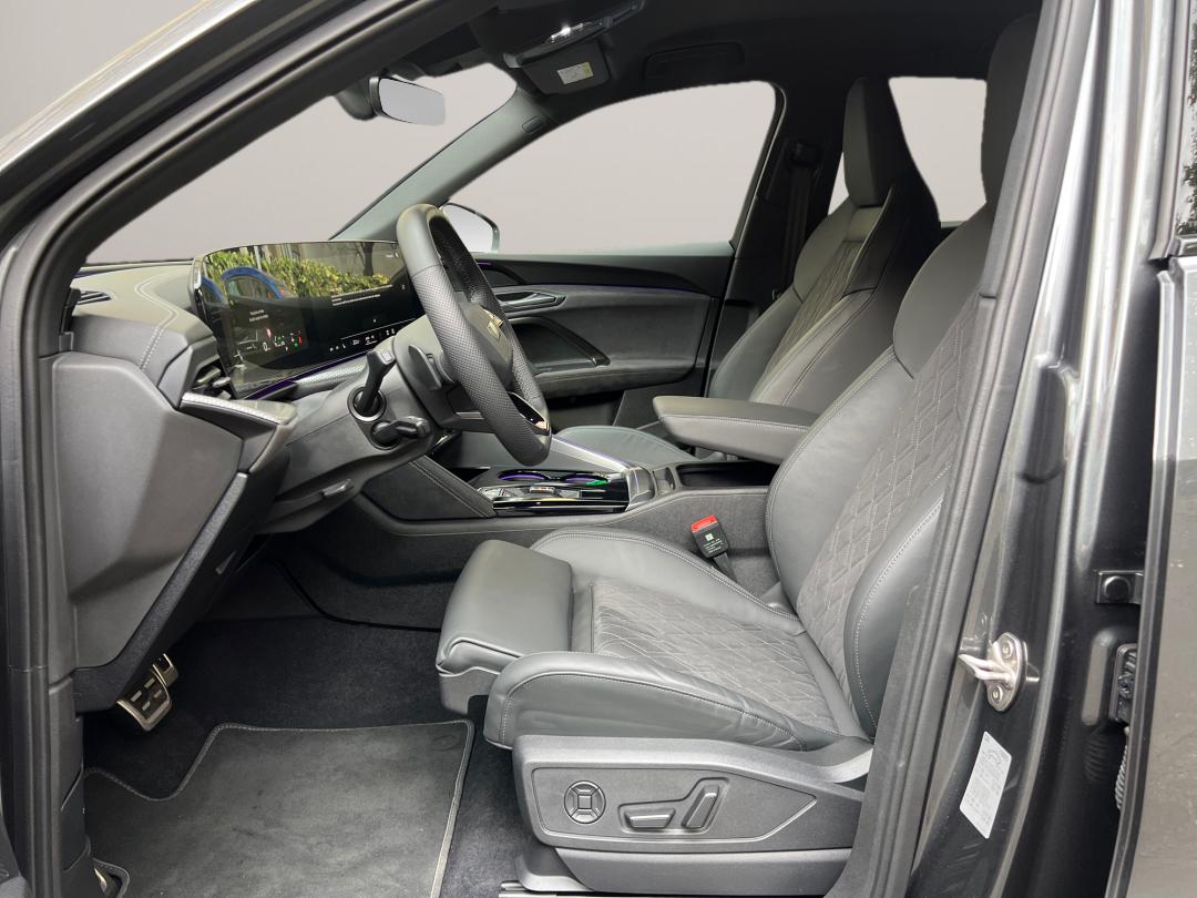 Image about Audi Q5 Sportback S line TFSI Hybride quattro 204 chS tronic