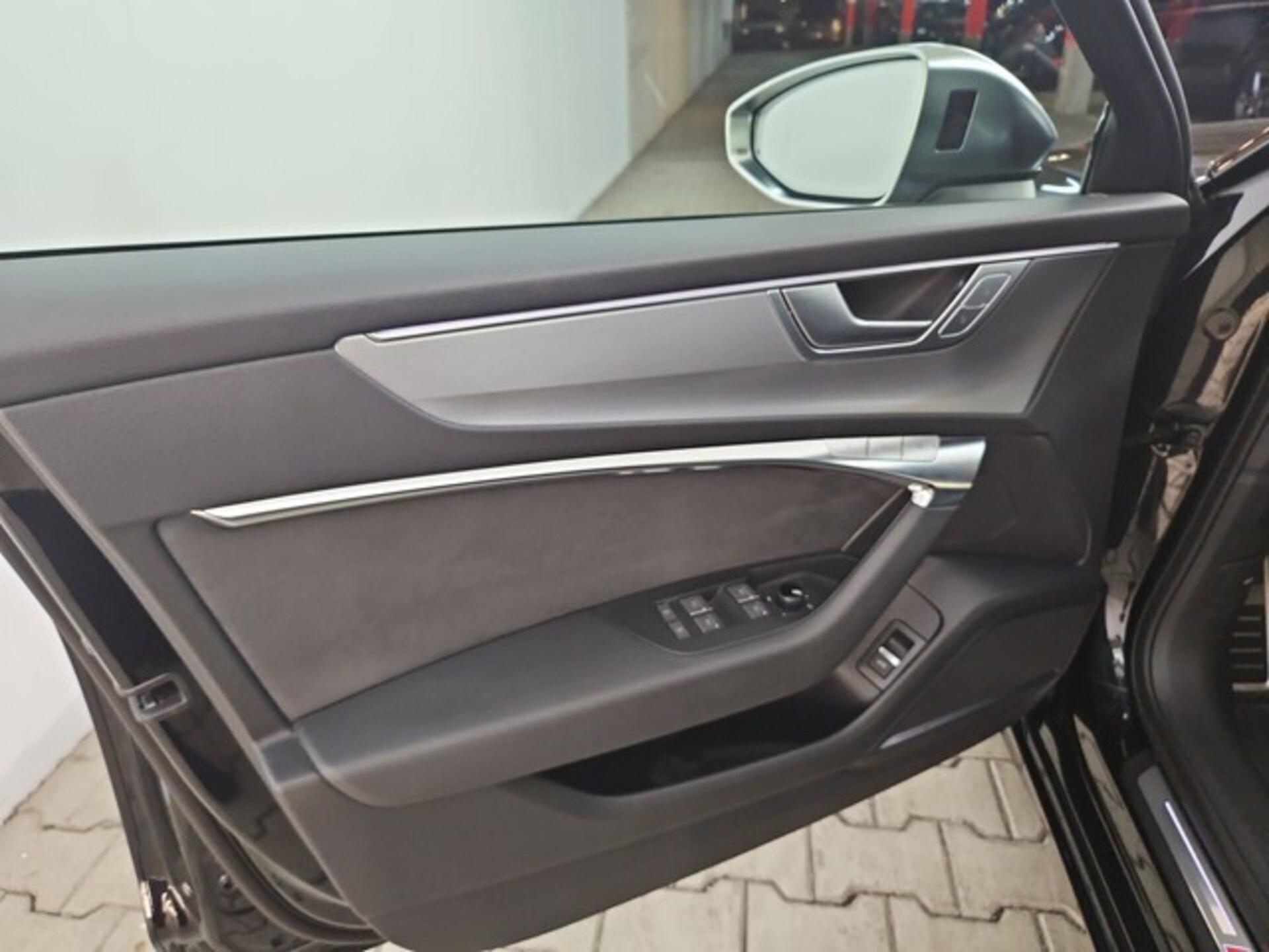 Audi S6 Avant