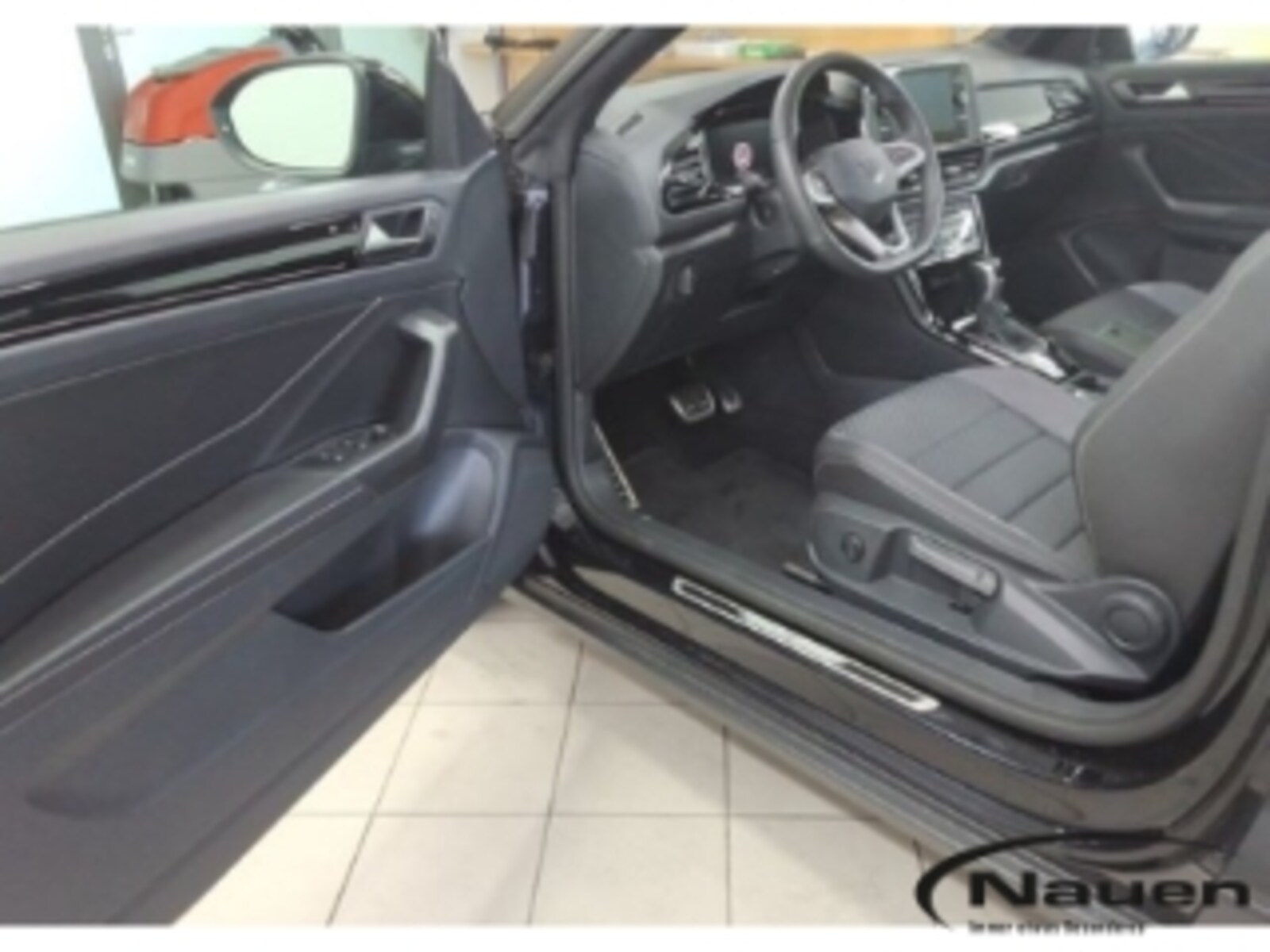 Volkswagen T-Roc Cabriolet – Bild 3