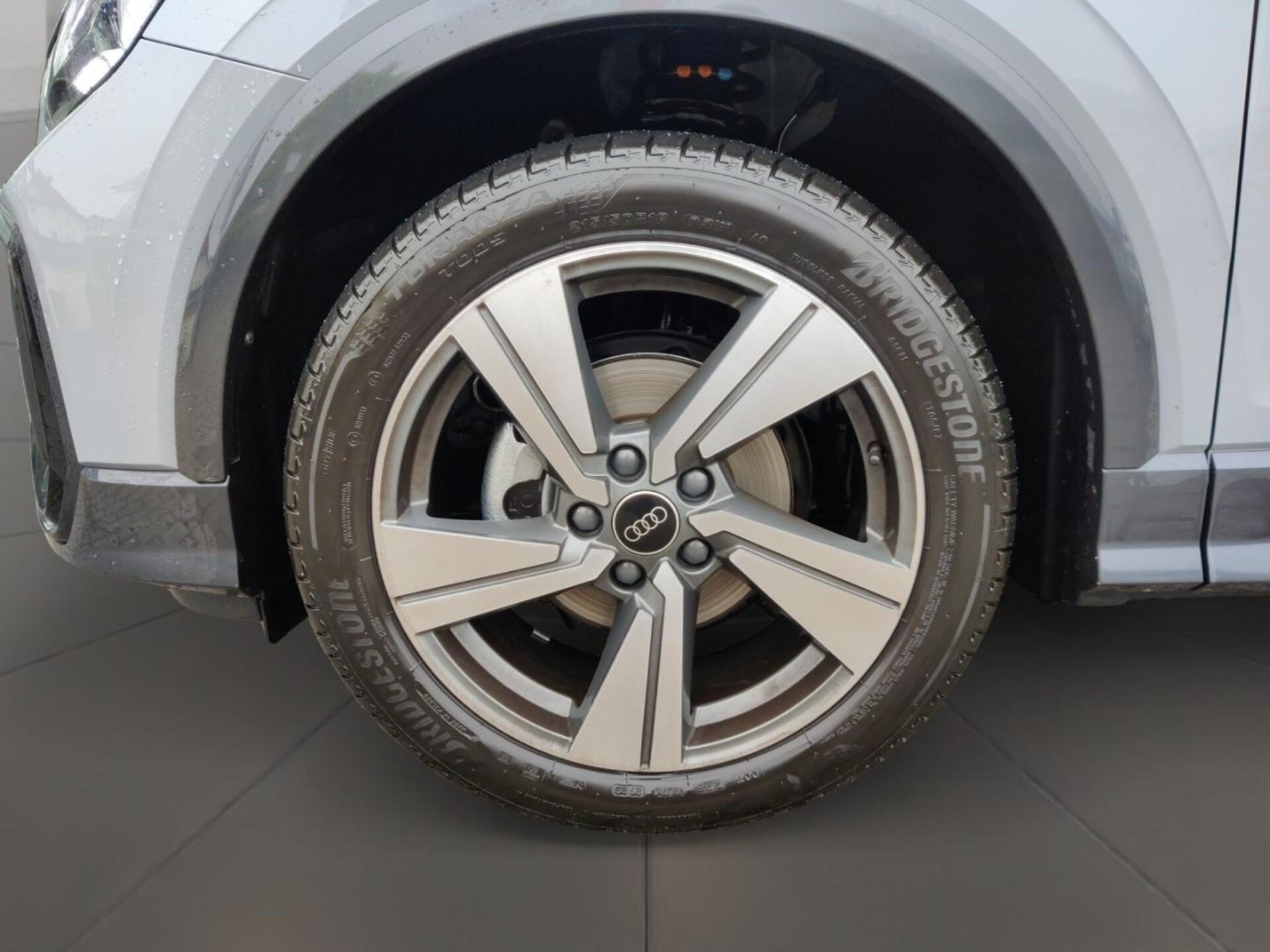 Audi Q2 S line