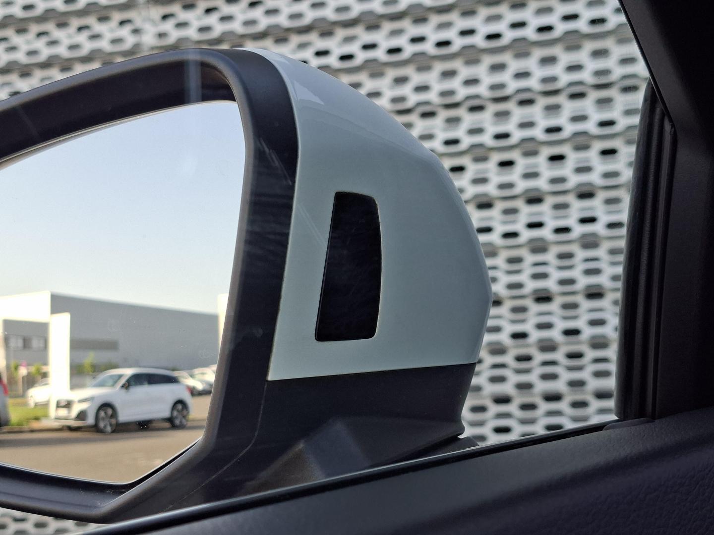 Image about Audi Q3 Sportback S Edition 35 TFSI 110 kW (150 ch) S tronic