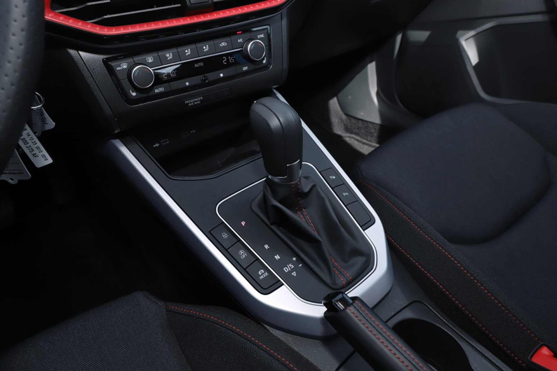 SEAT Arona FR