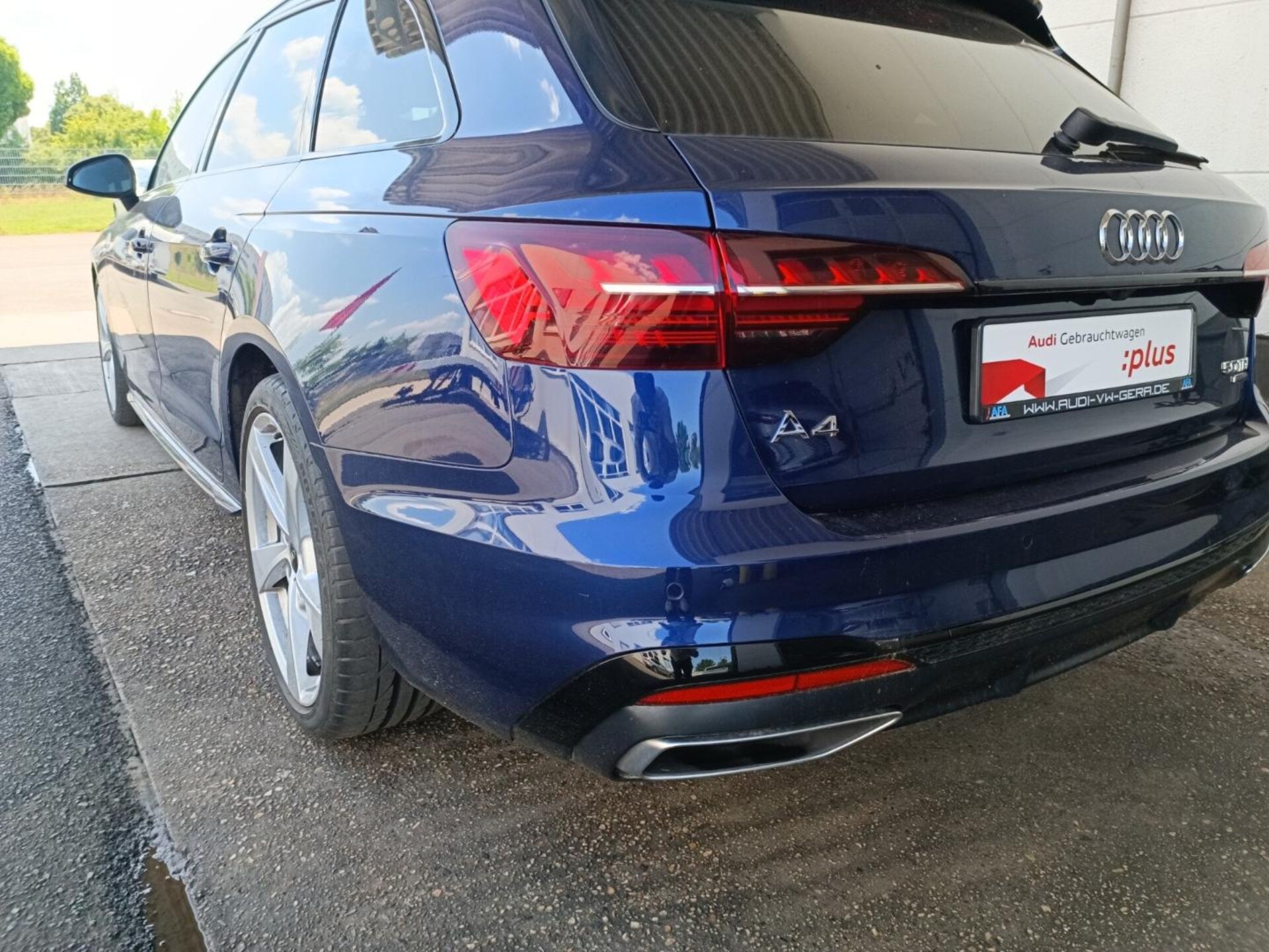 Audi A4 Avant S line
