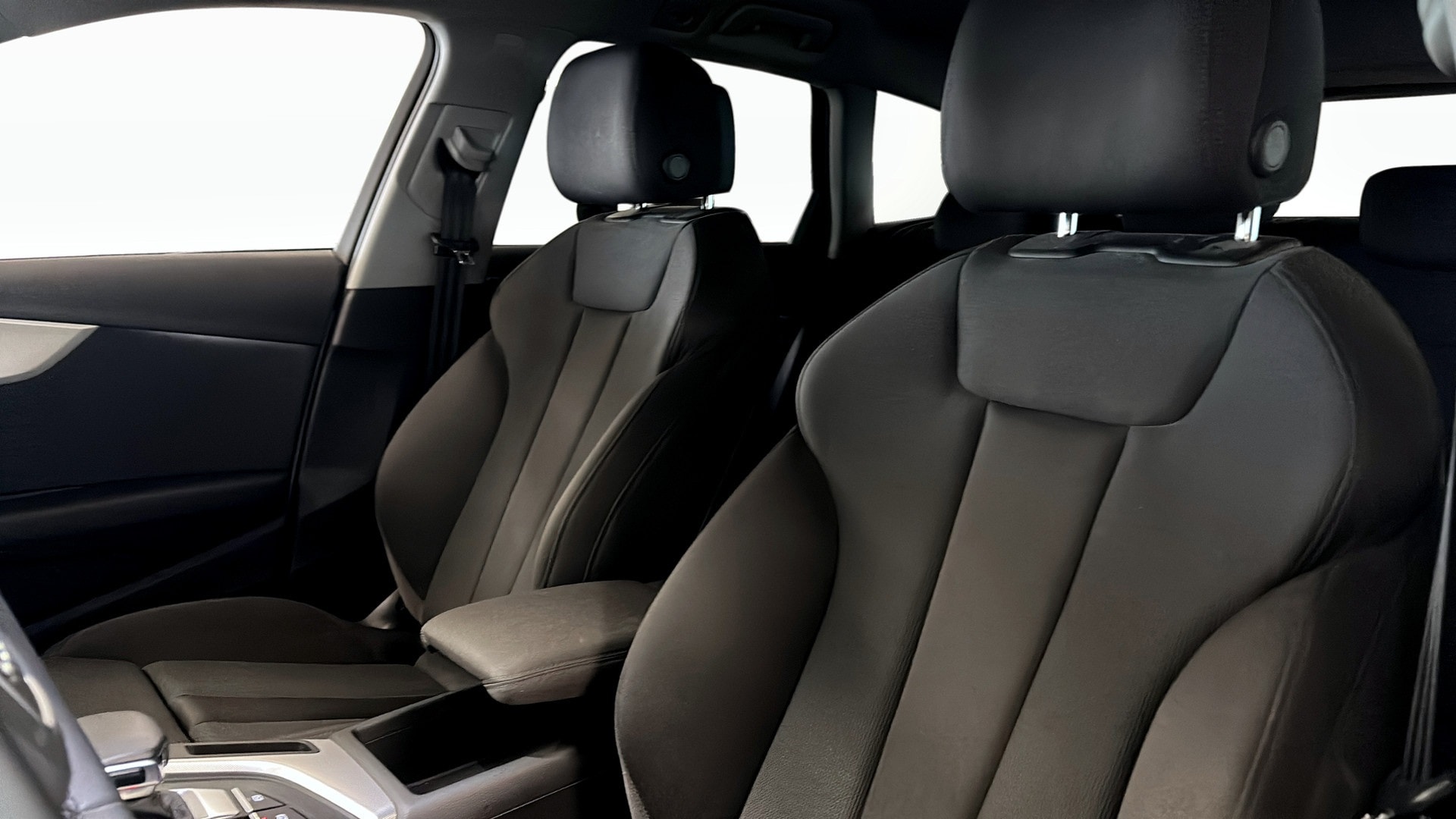 Bild som visar Audi A4 allroad quattro A4 allroad quattro 40 TDI Proline 204 hk S tronic - för mer information kontakta din Audi Partner